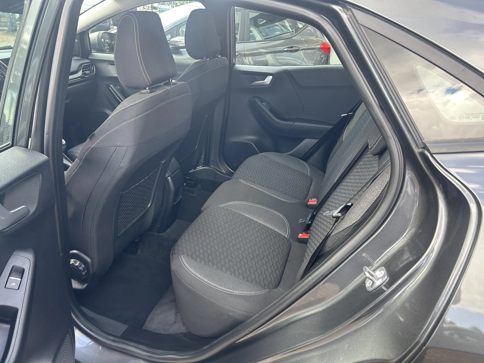 Ford Puma 1.0 EcoBoost Hybrid Titanium