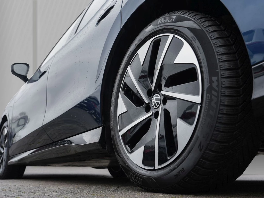 Volkswagen-ID.7-image-5
