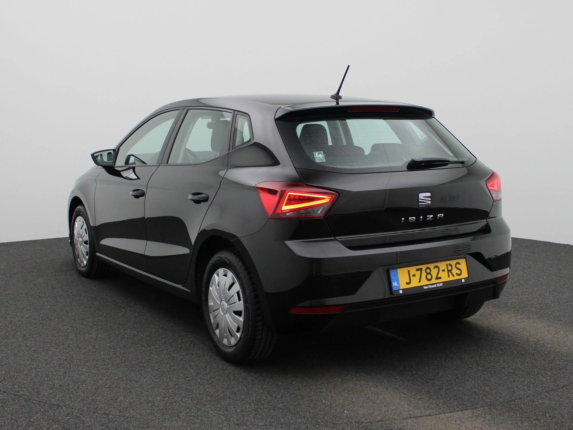 SEAT-Ibiza-image-1
