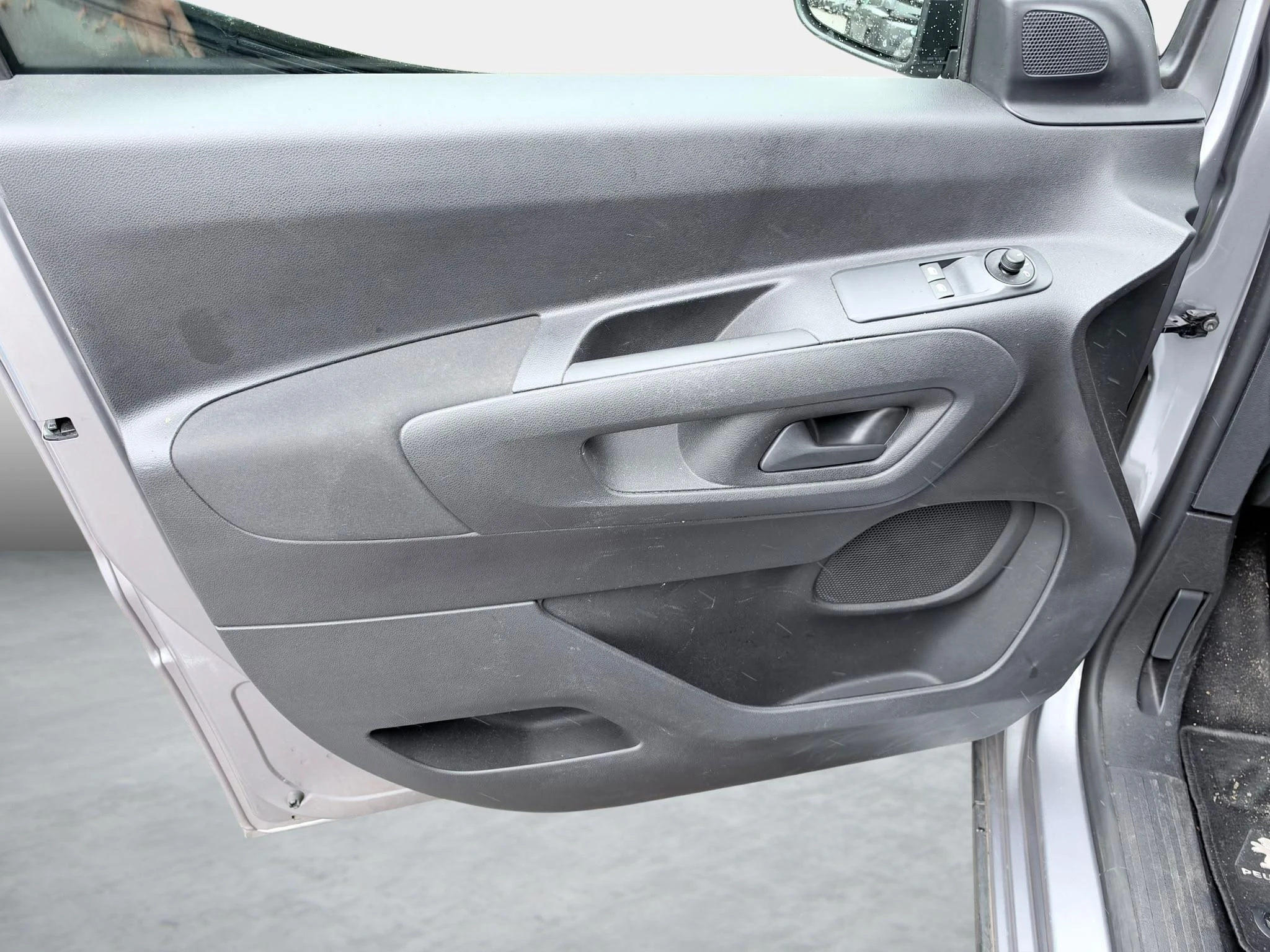 Peugeot-Rifter-image-5