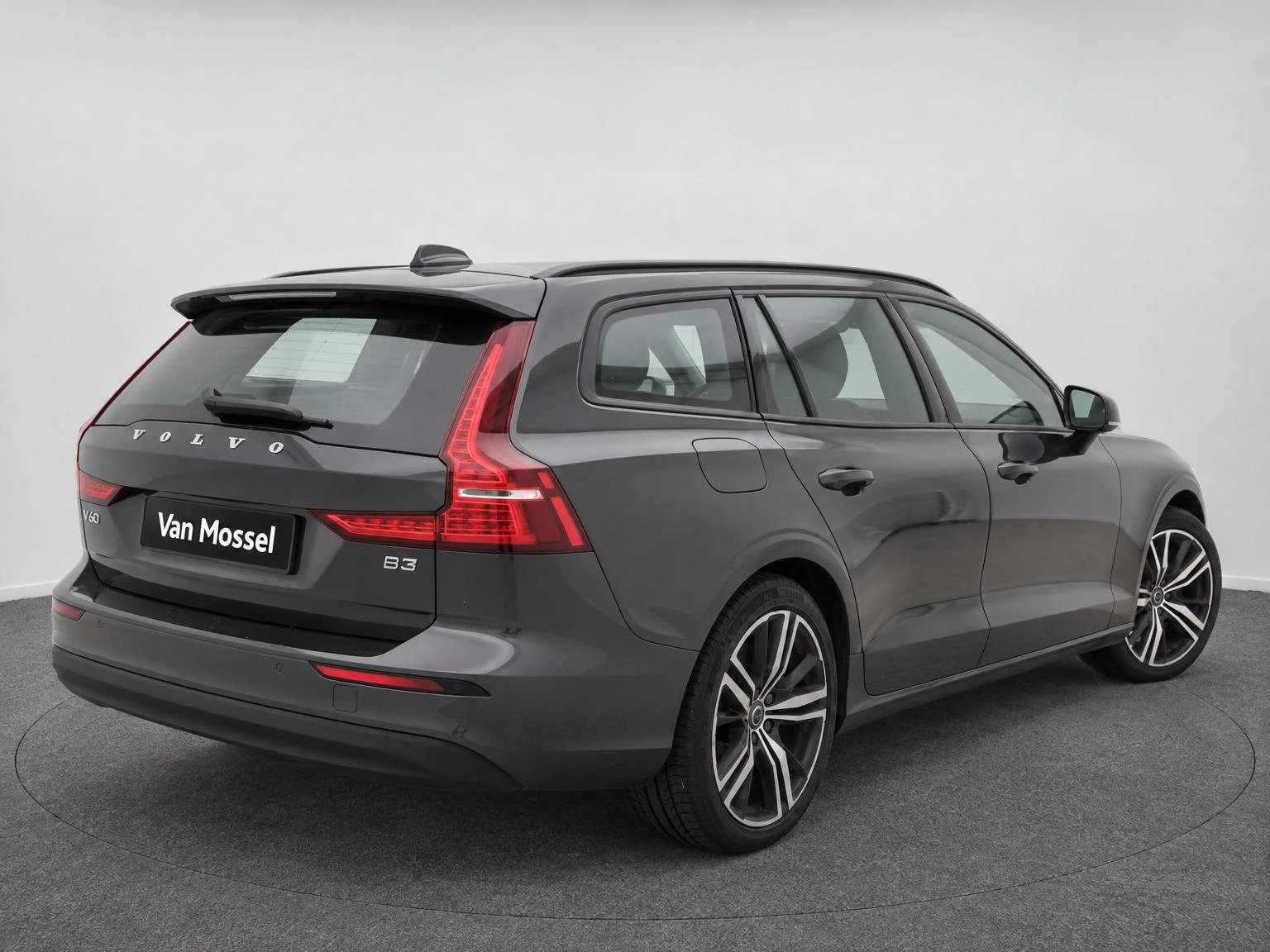 Volvo-V60-image-1