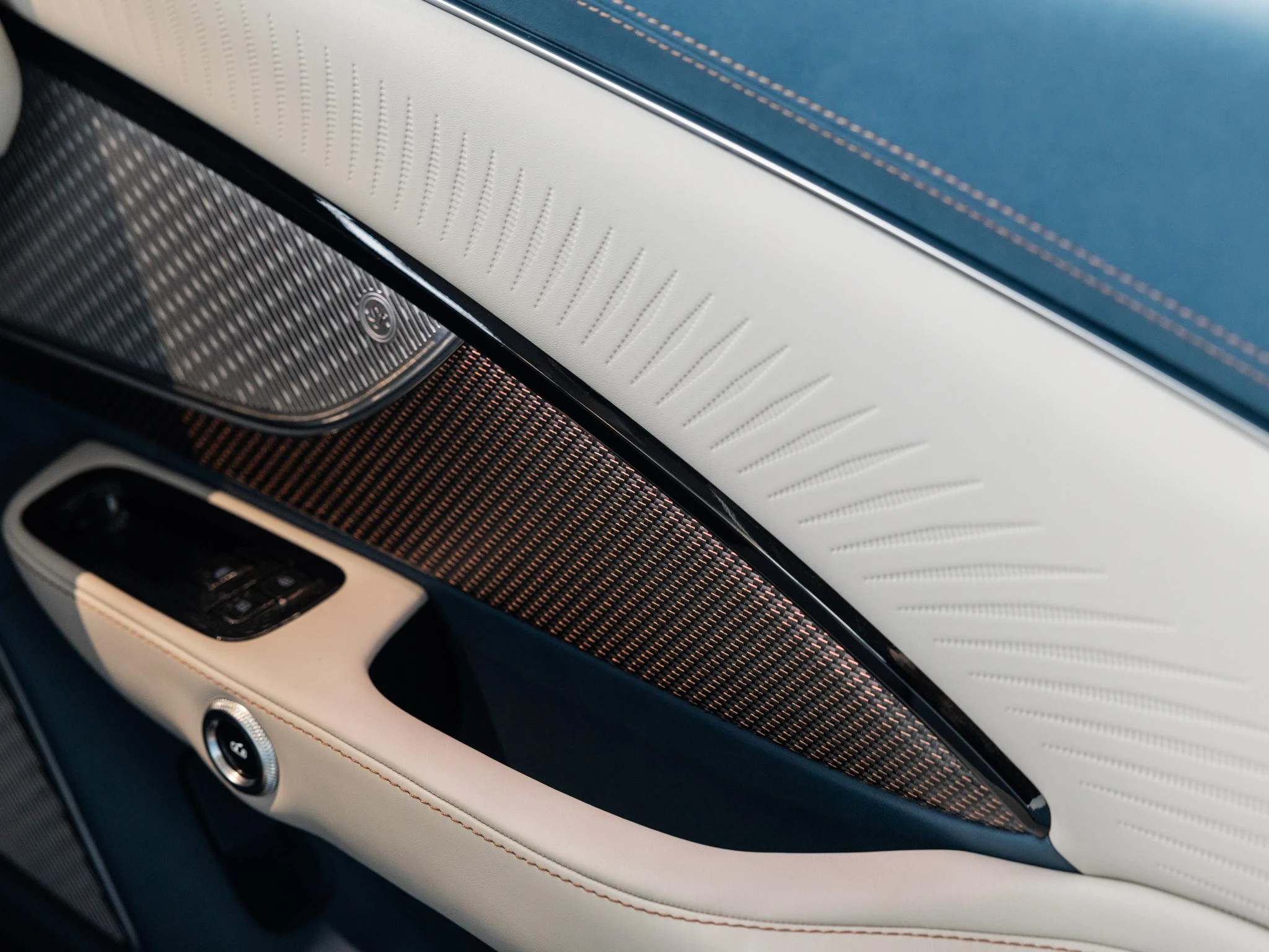 Maserati-GranTurismo-image-38