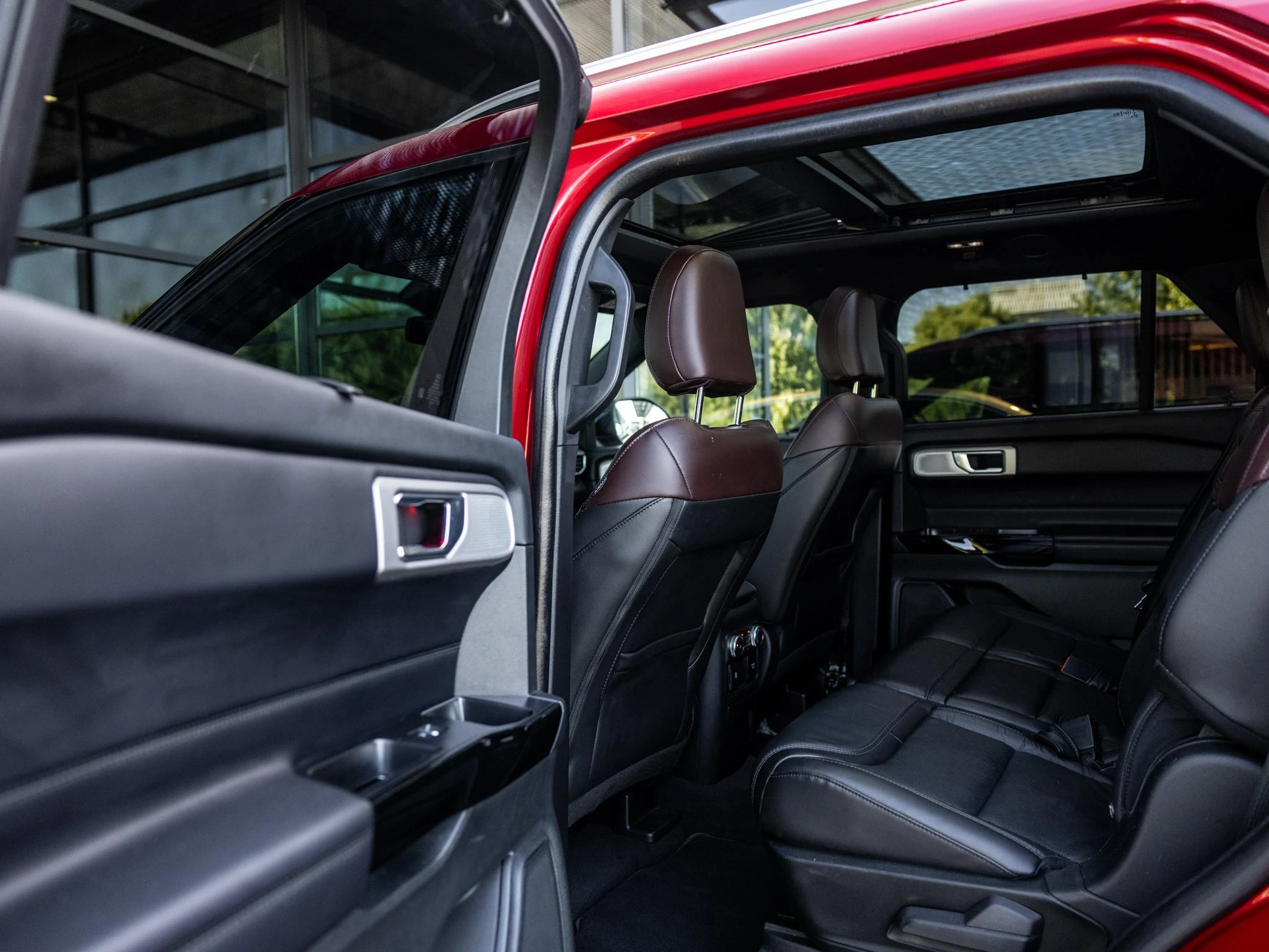 Ford-Explorer-image-16
