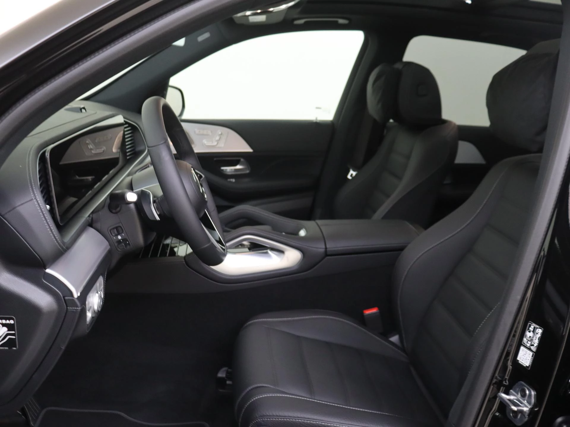 Mercedes-Benz-GLE-image-10