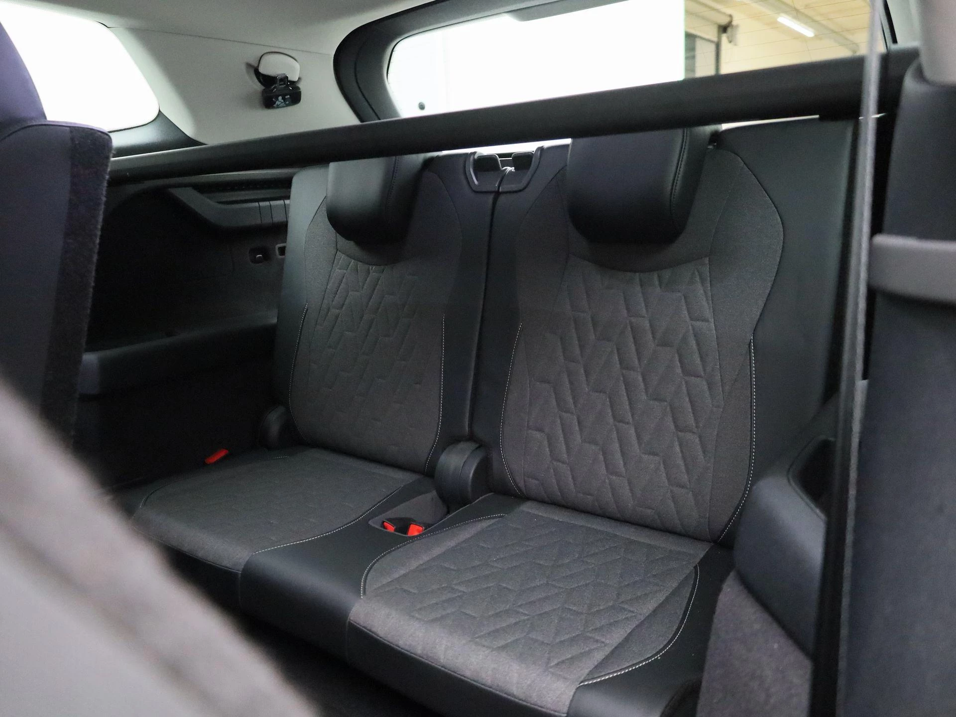 Volkswagen-Tayron-image-12