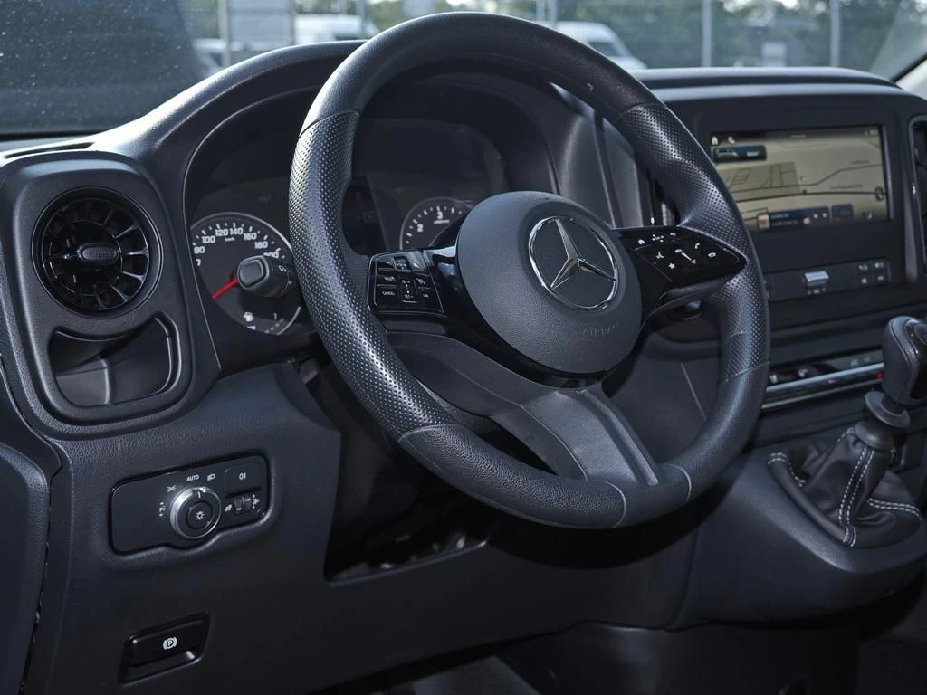 Mercedes-Benz-Vito 116-image-8