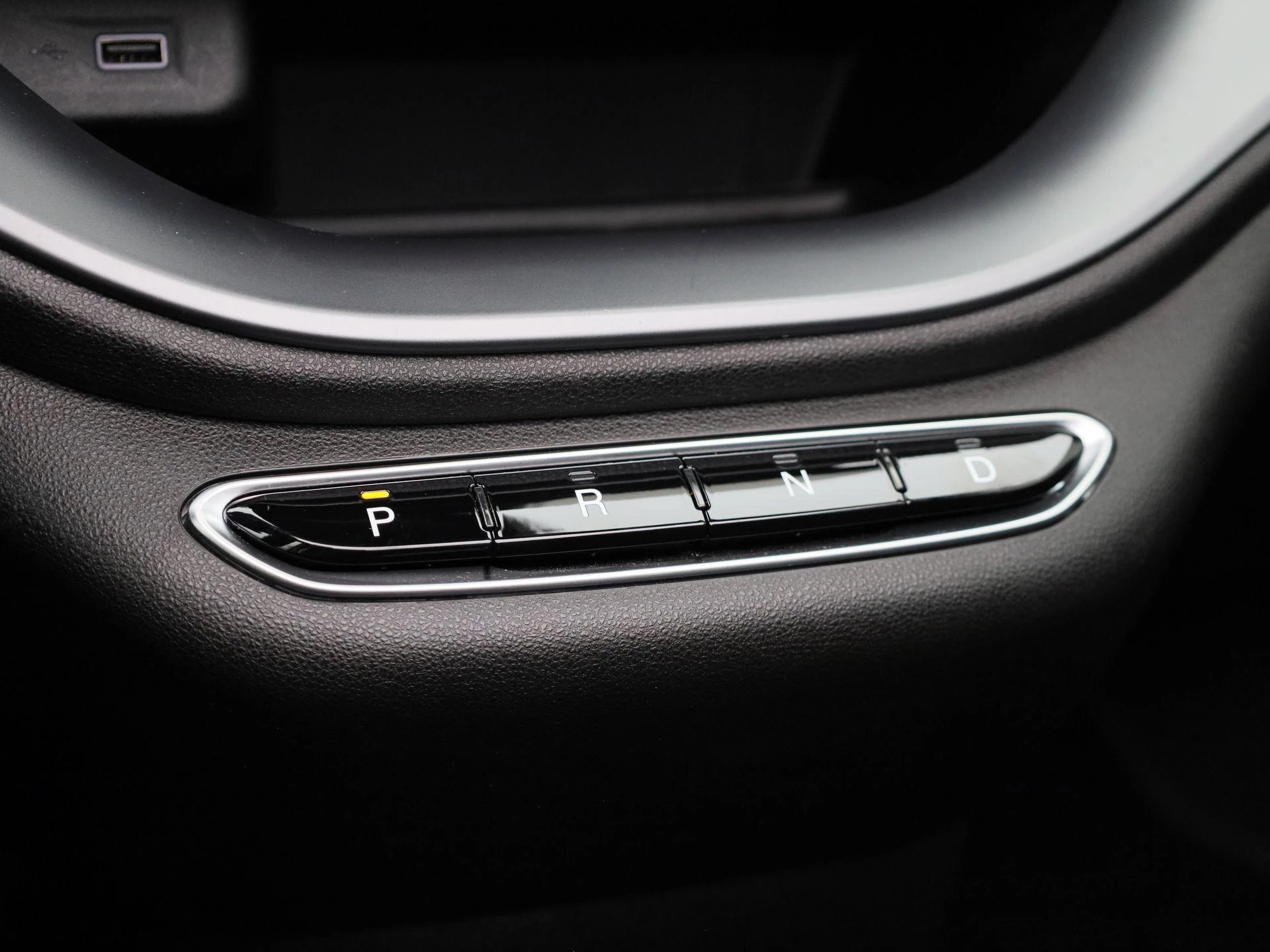 Abarth-500C-image-14