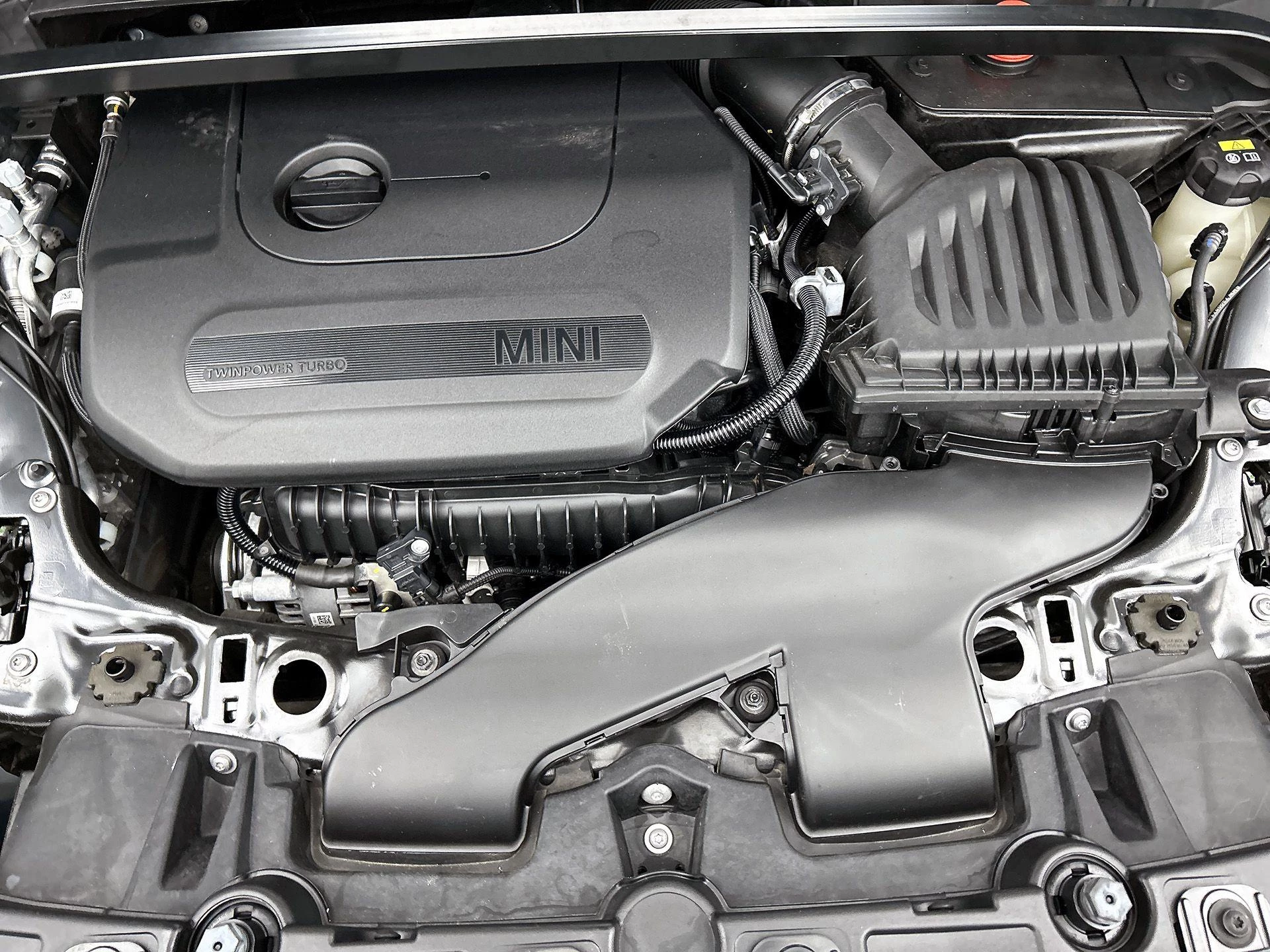 MINI-Countryman-image-27