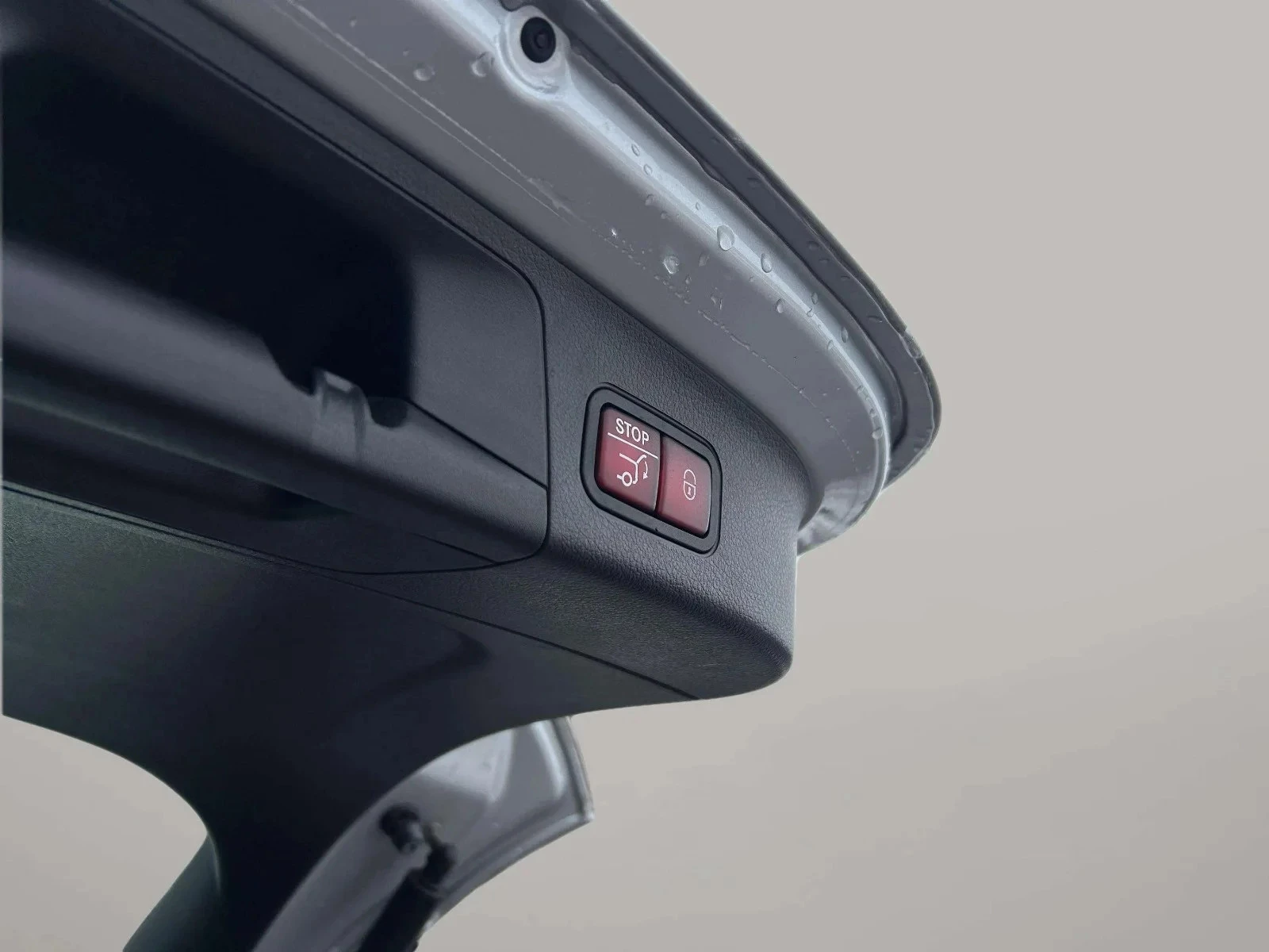 Mercedes-Benz-EQA-image-21