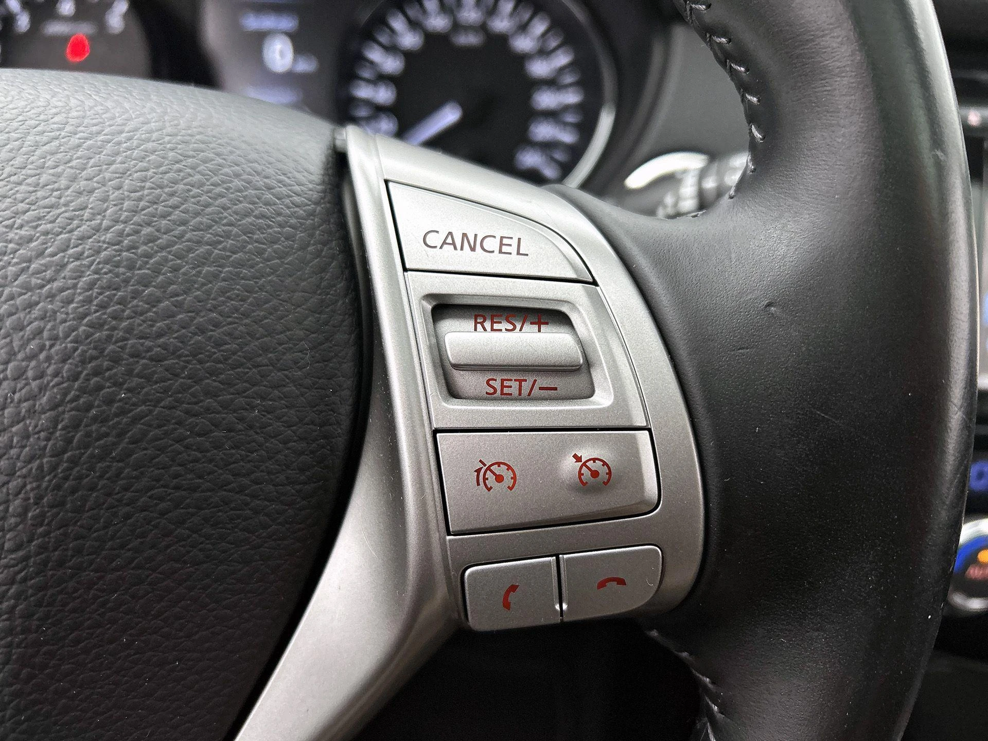 Nissan-QASHQAI-image-5
