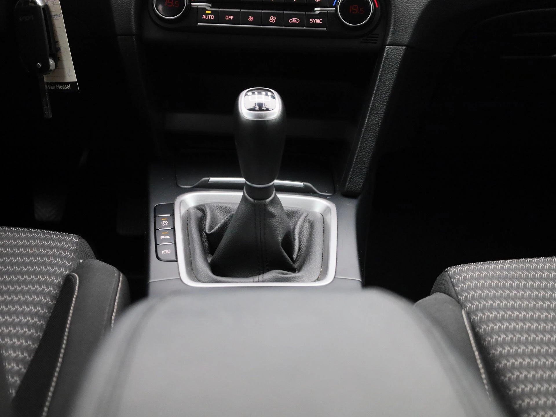 Kia-Ceed Sportswagon-image-9