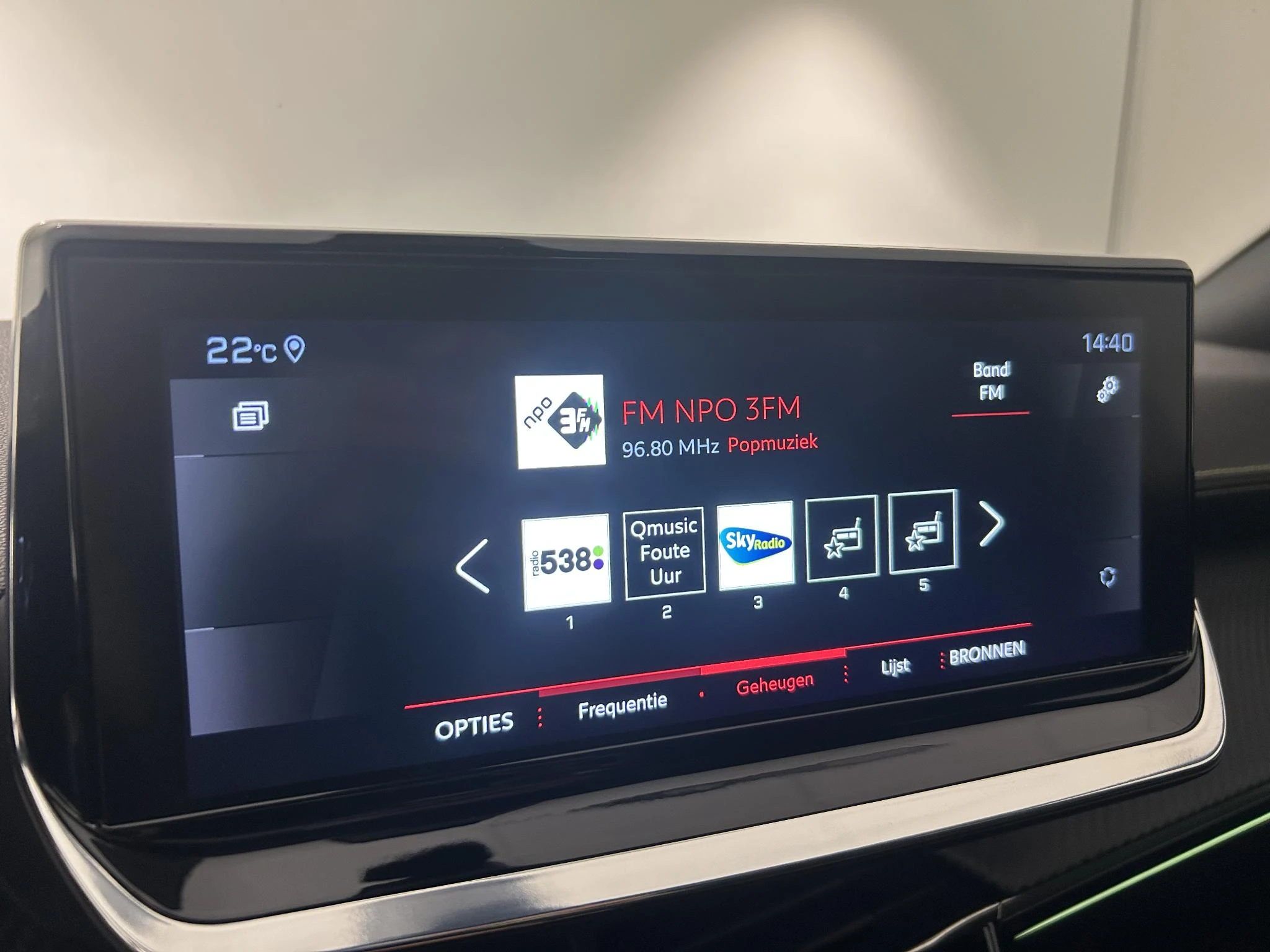 Peugeot-2008-image-15