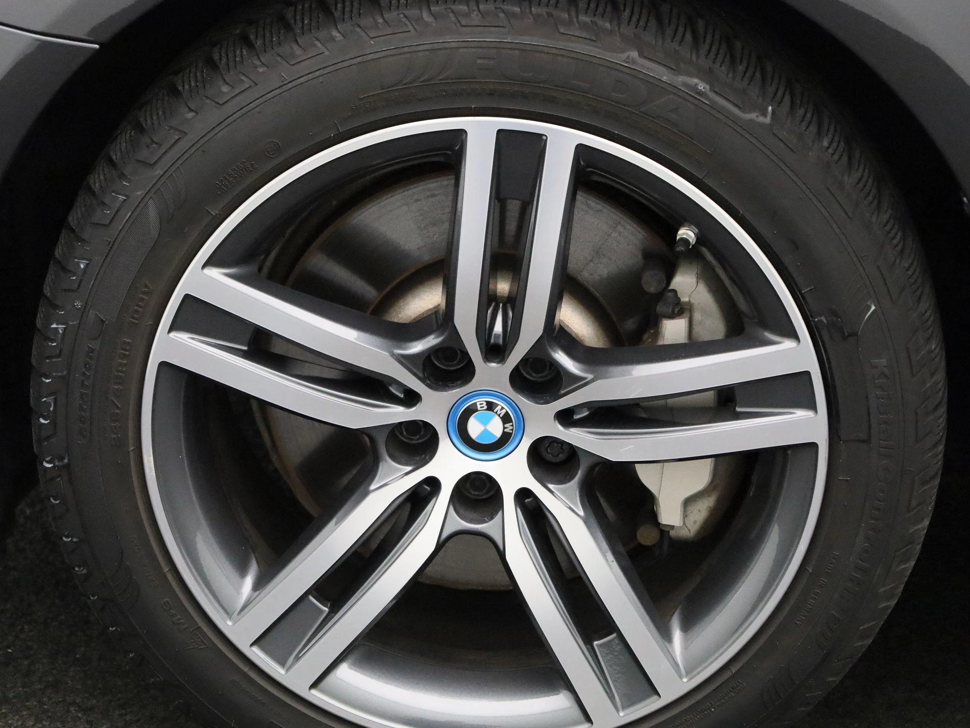 BMW-5 Serie-image-14
