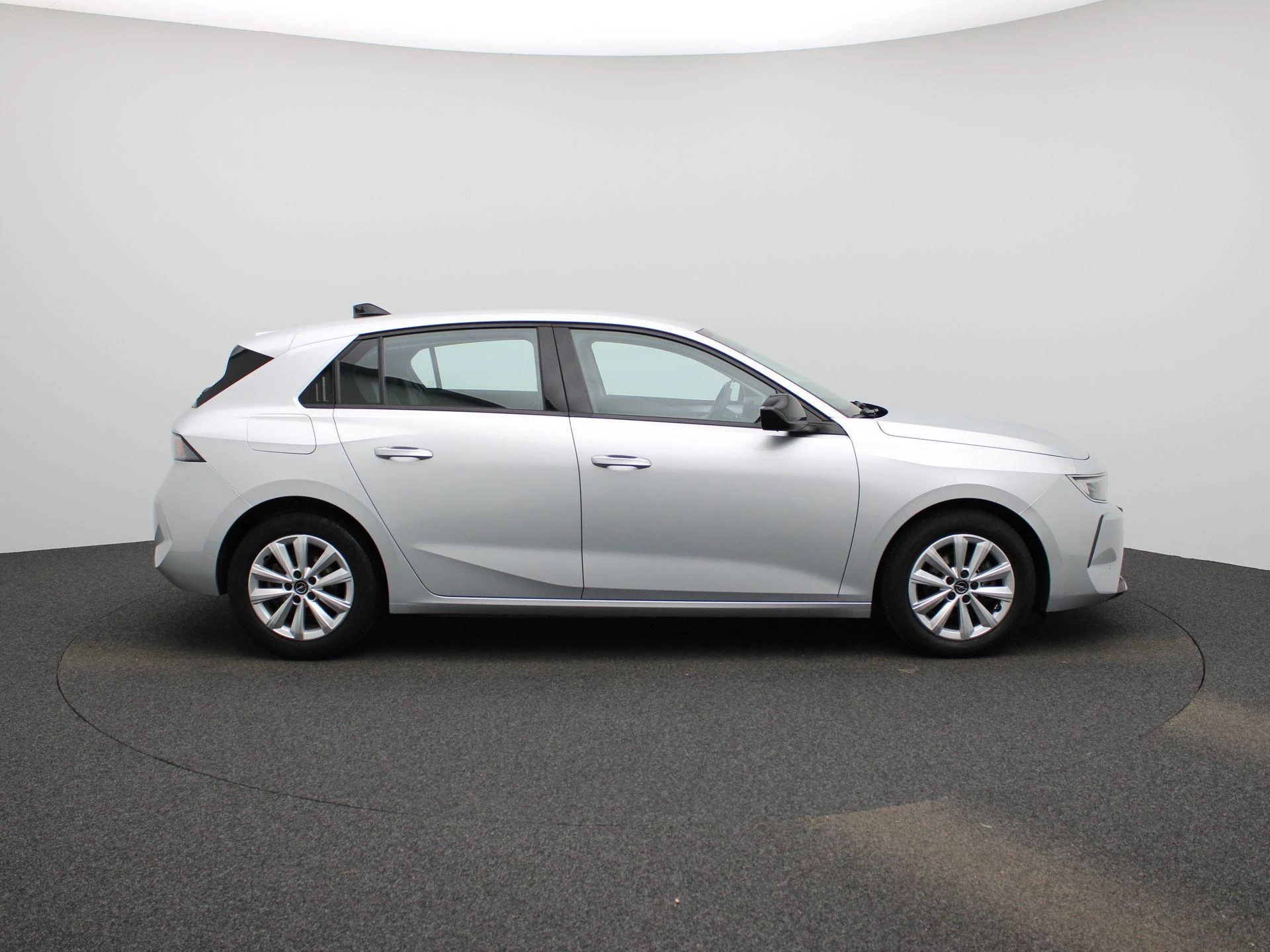 Opel-Astra-image-5