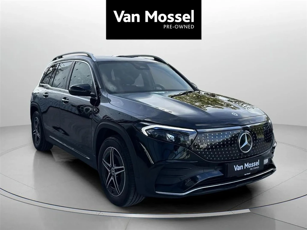 Mercedes-Benz-EQB-image-2