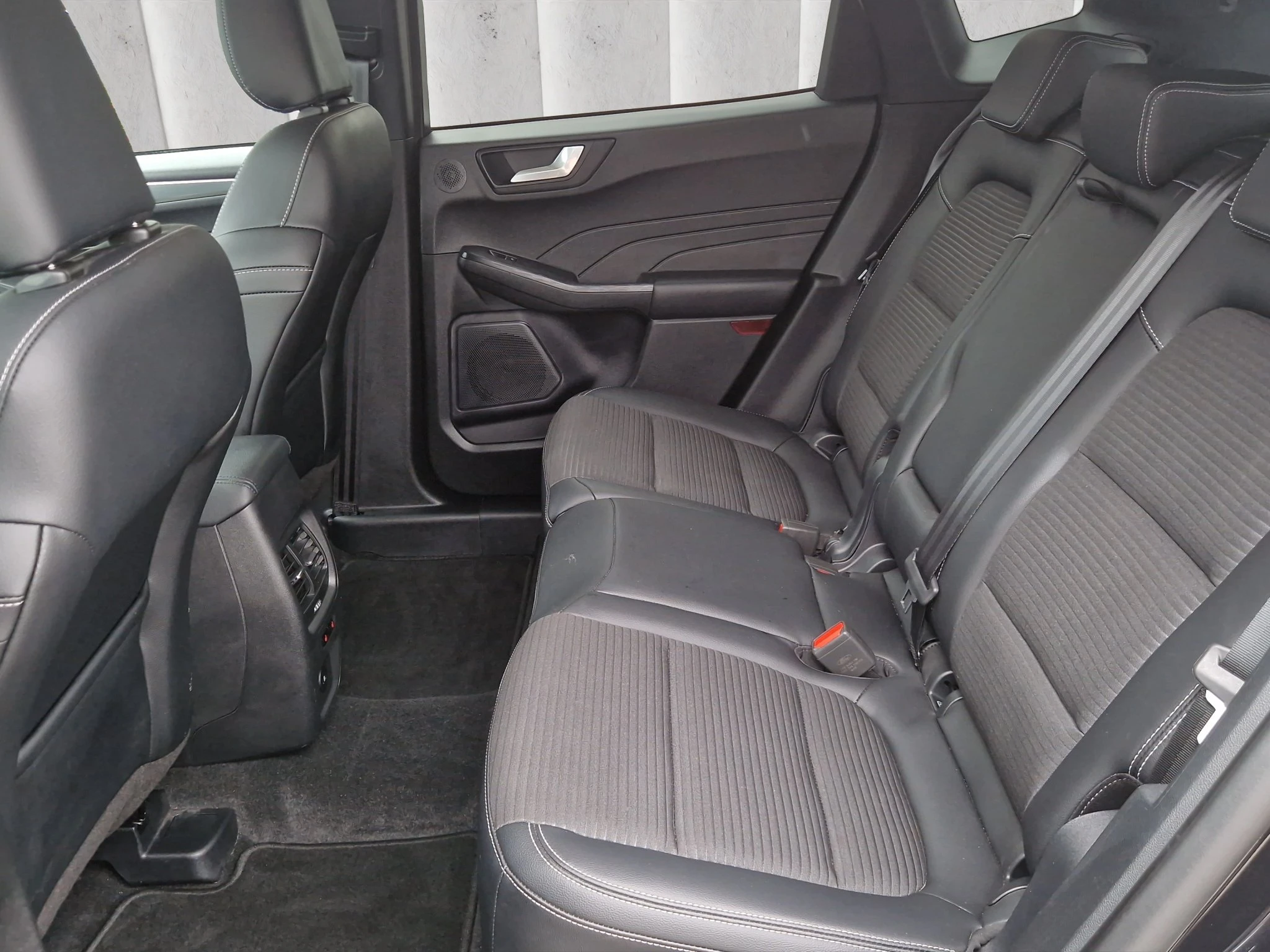 Ford-Kuga-image-10