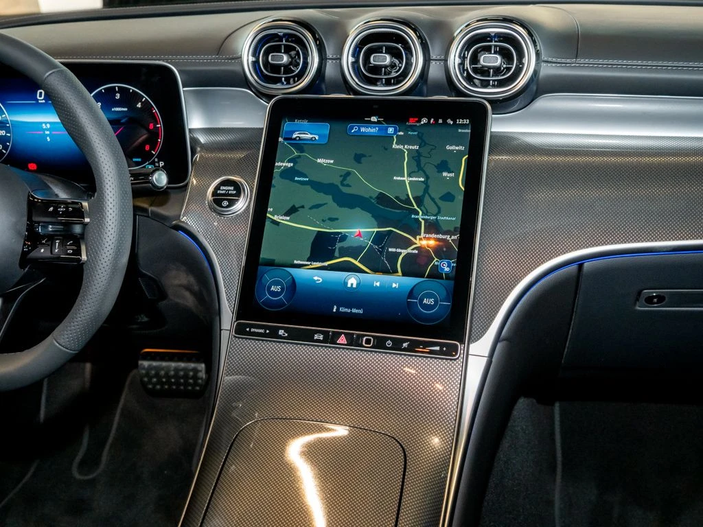 Mercedes-Benz-GLC 200 d-image-9