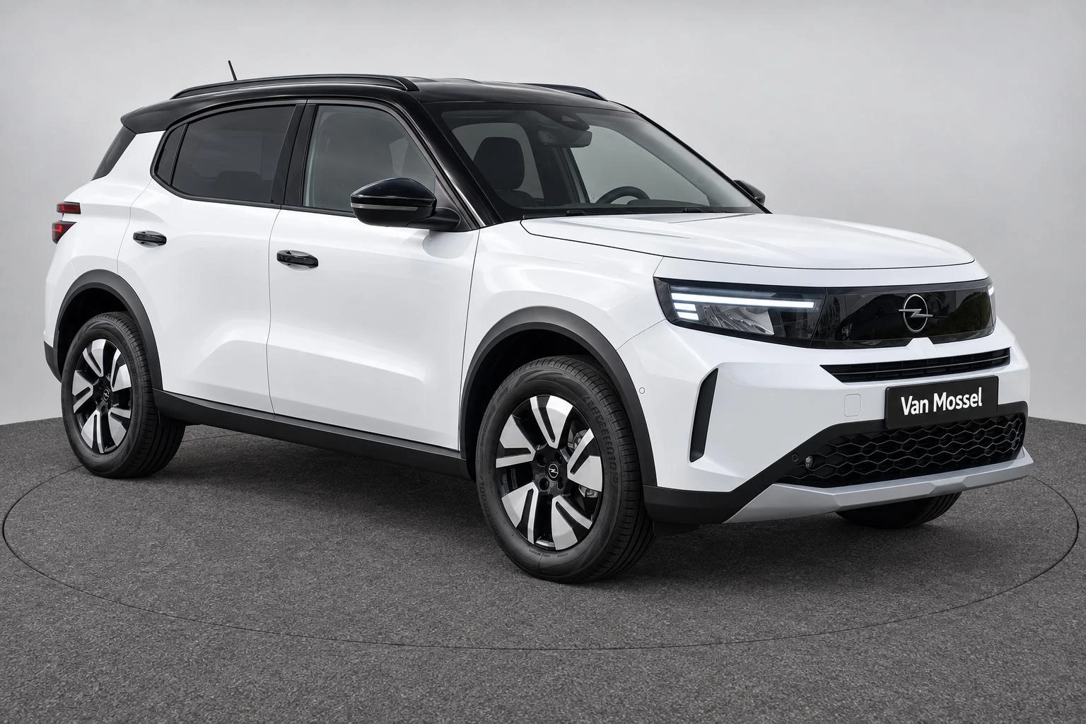 Opel-Frontera-image-2