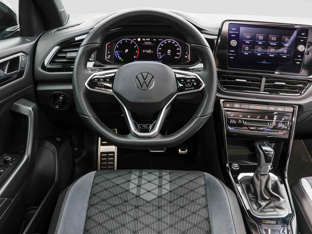 Volkswagen-T-Roc-image-12