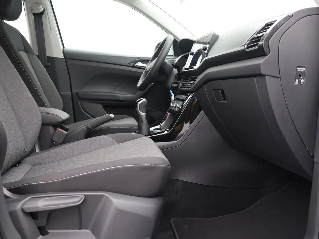 Volkswagen-T-Cross-image-9