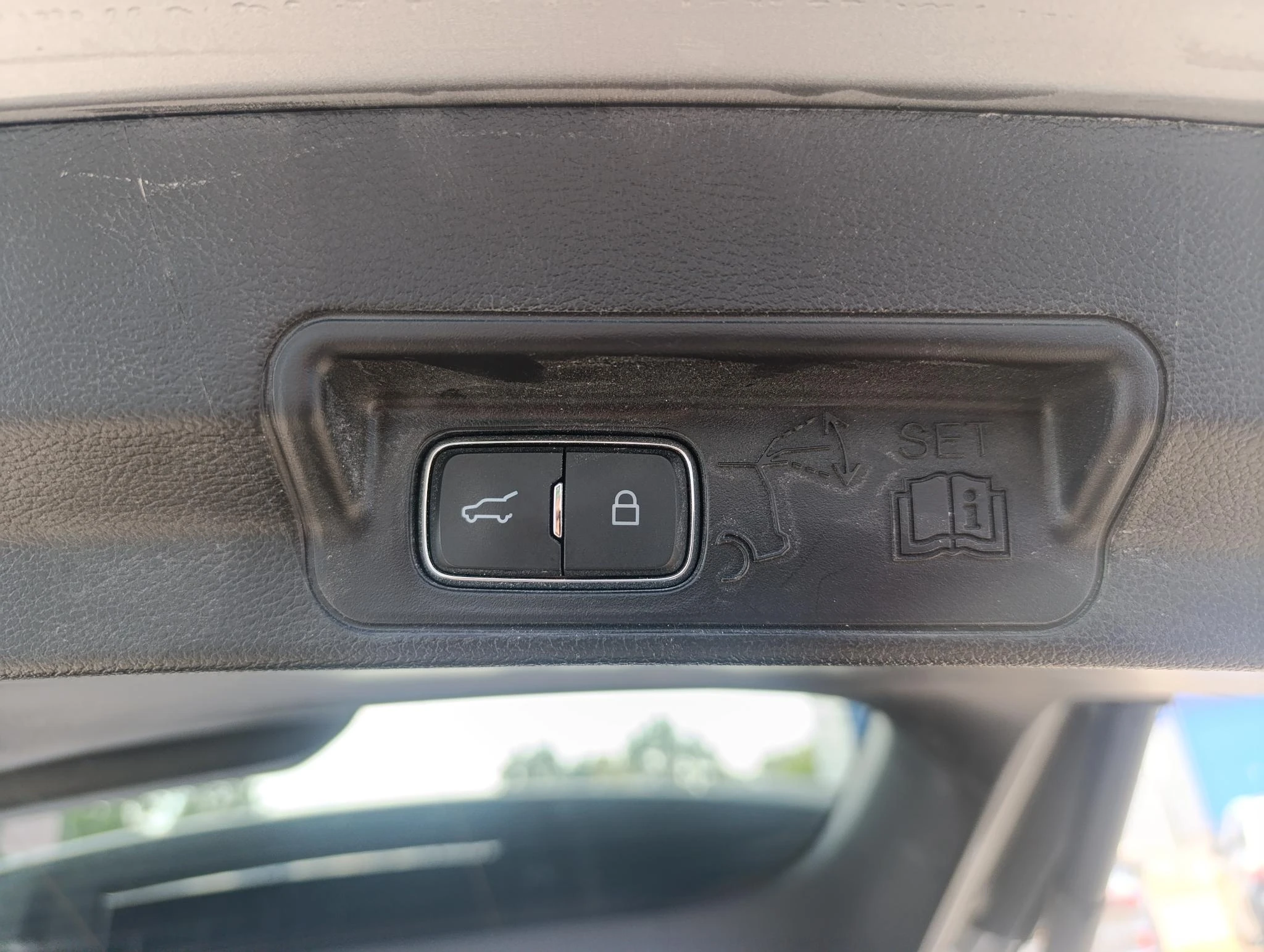Ford-Explorer-image-12
