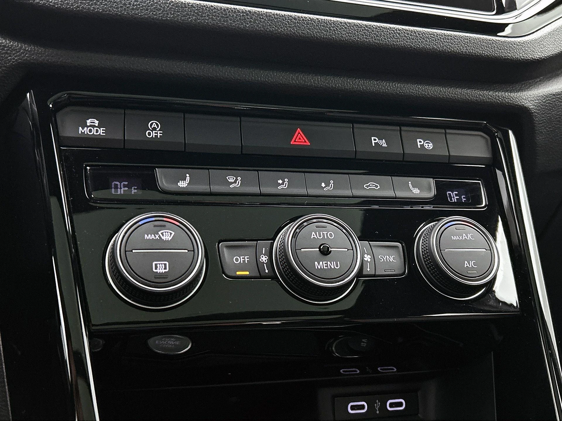 Volkswagen-T-Roc-image-16