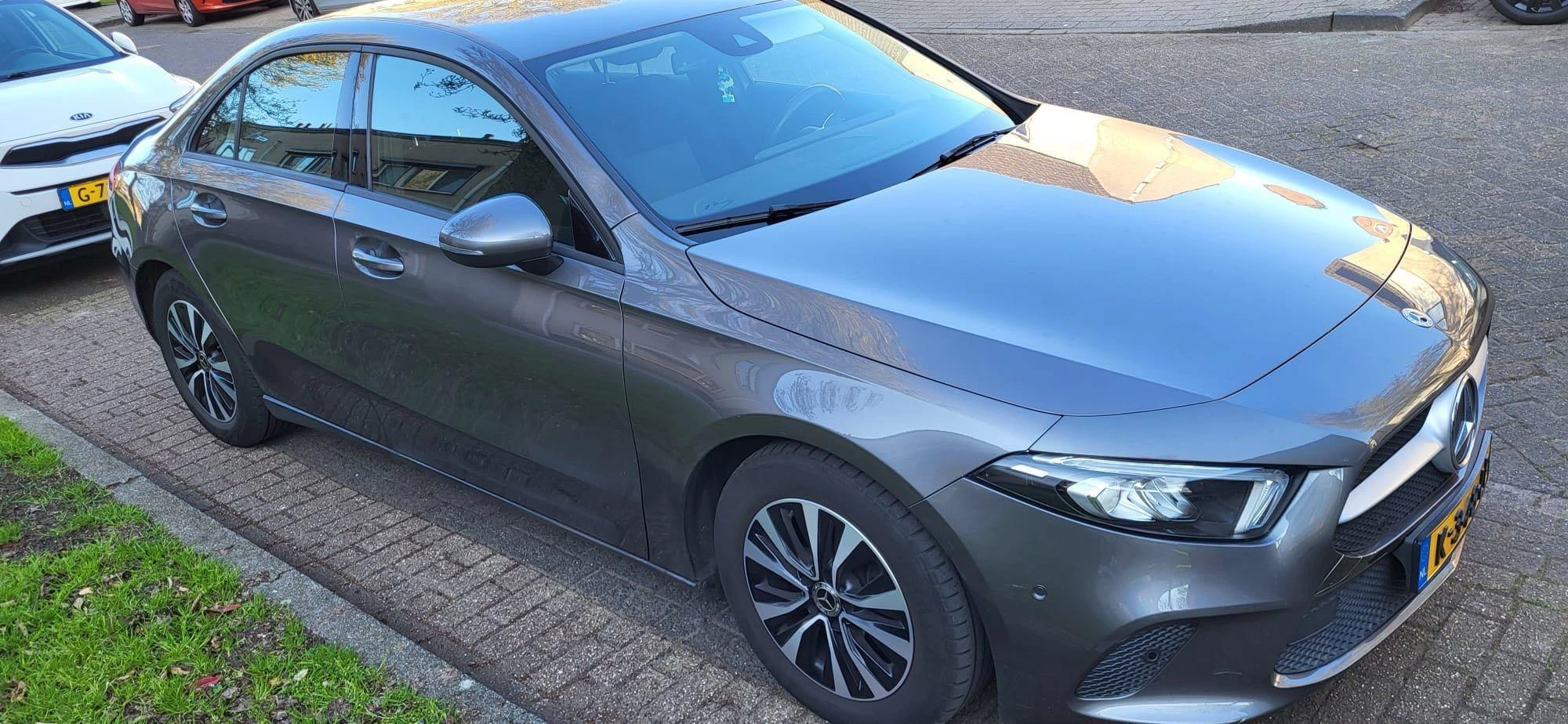 Mercedes-Benz-A-Klasse-image-7