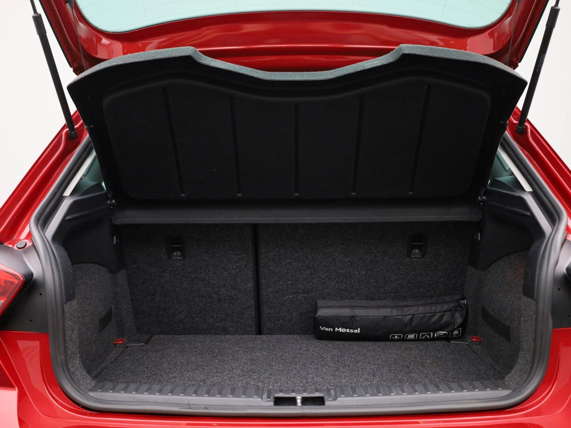 SEAT-Ibiza-image-13