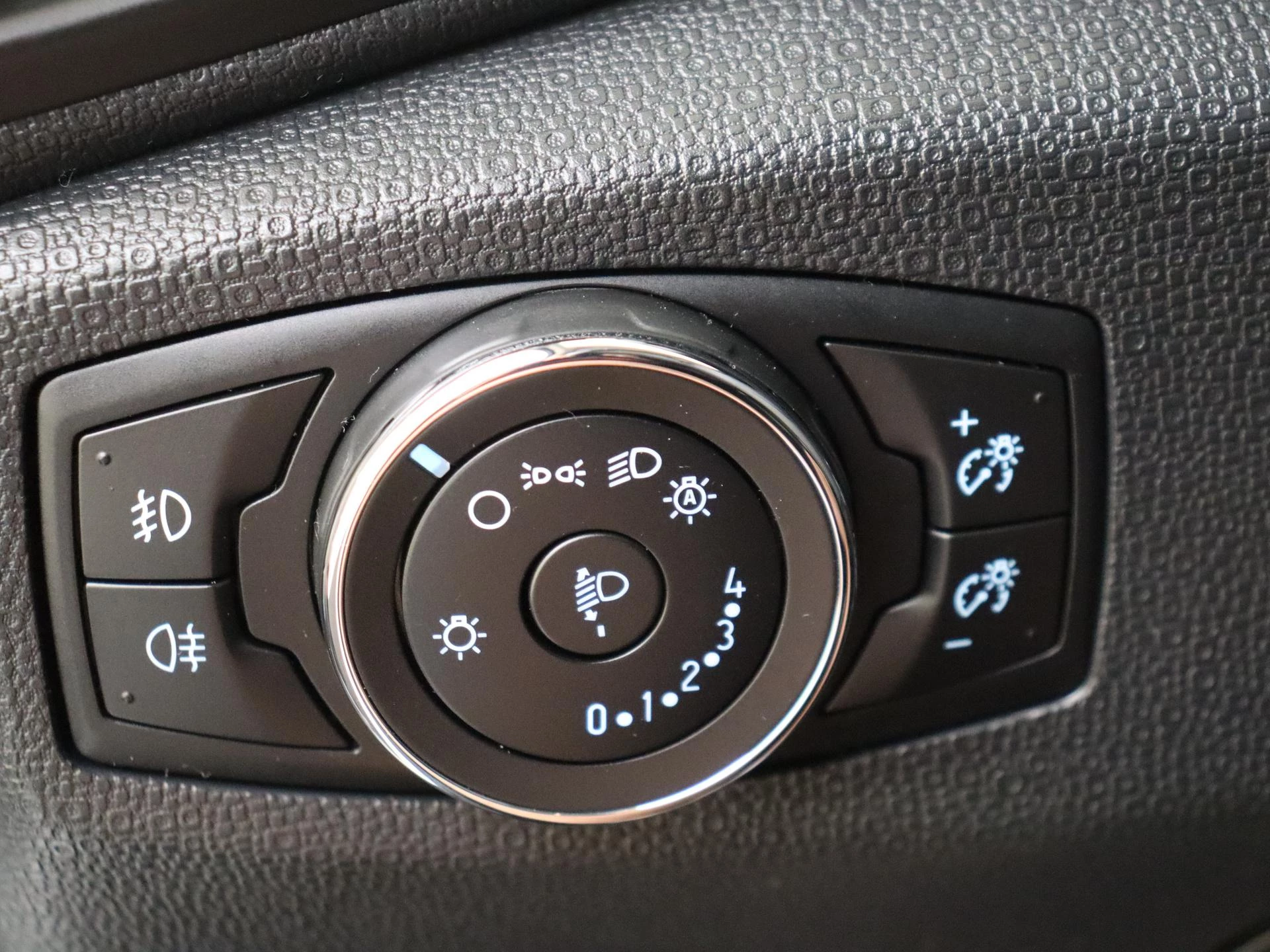 Ford-EcoSport-image-25