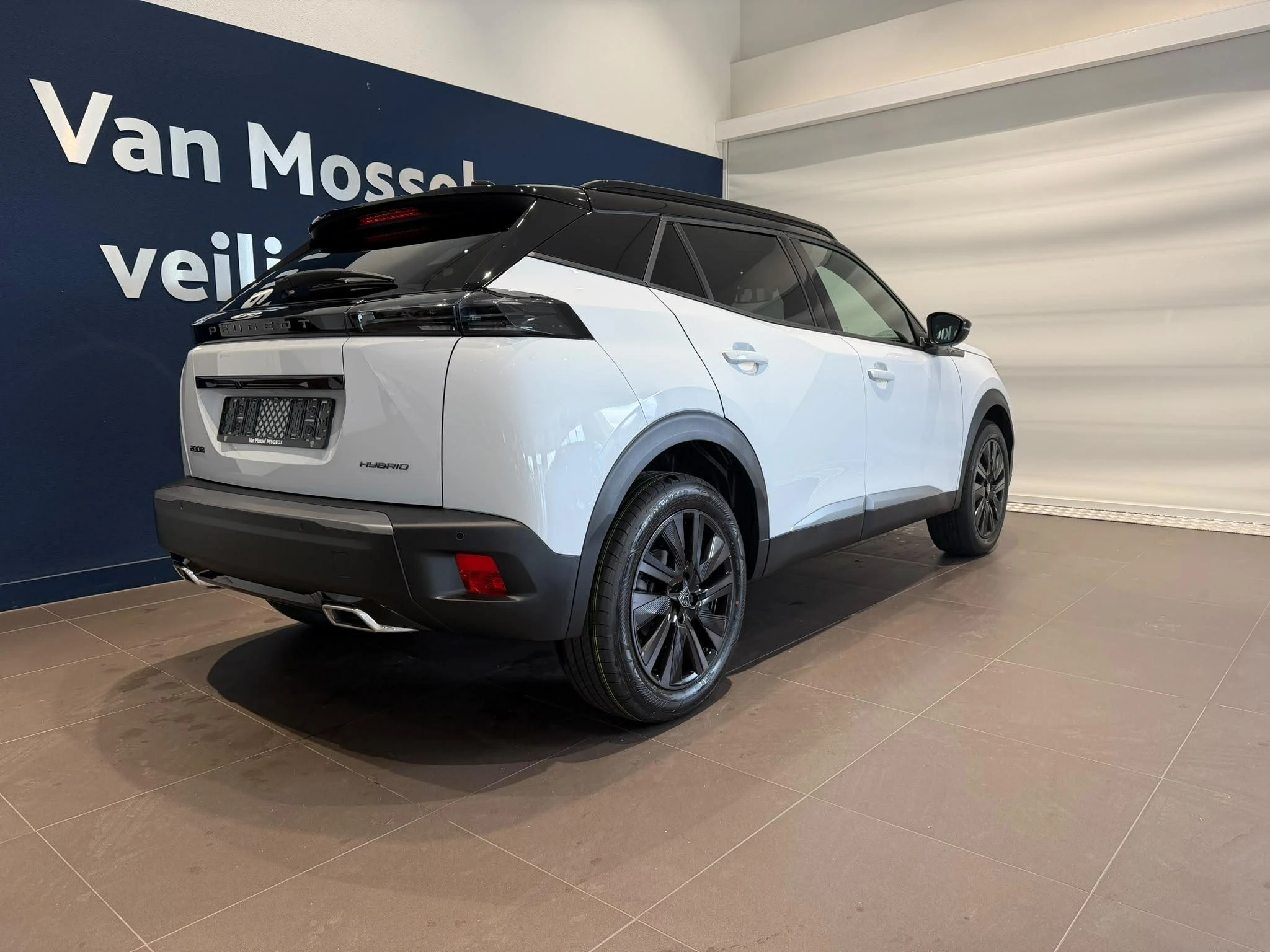 Peugeot-2008-image-1