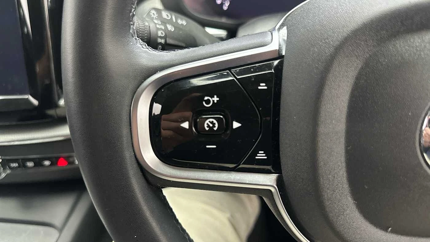 Volvo-XC60-image-30