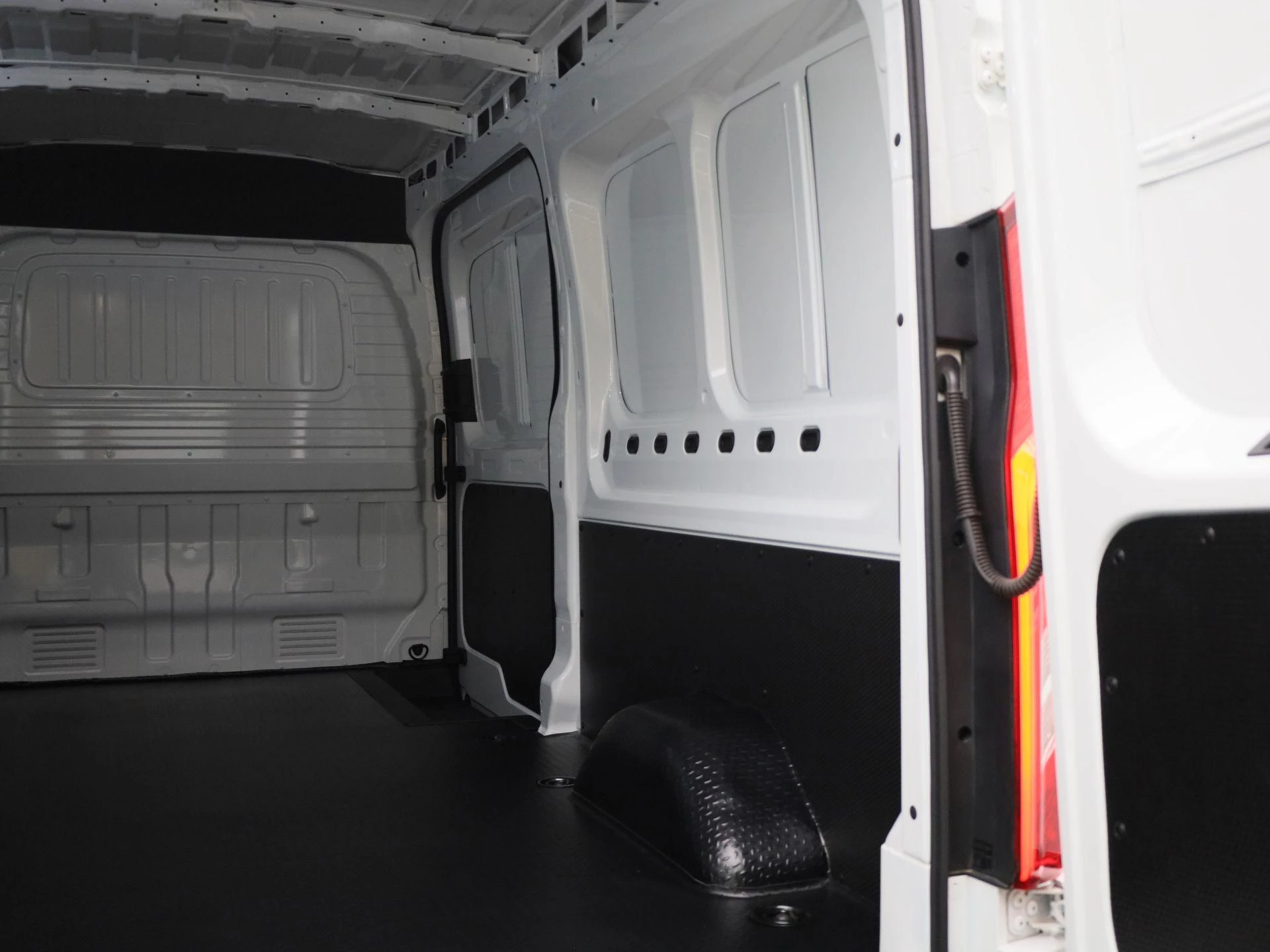 Maxus-eDeliver9-image-15