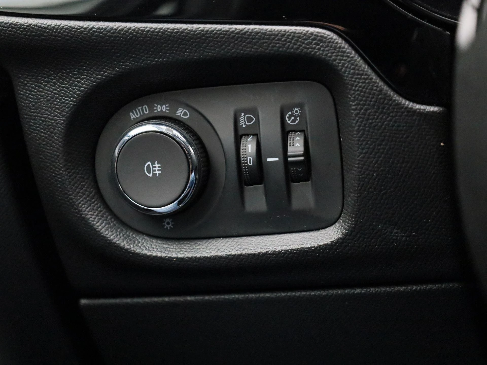 Opel-Corsa-e-image-23