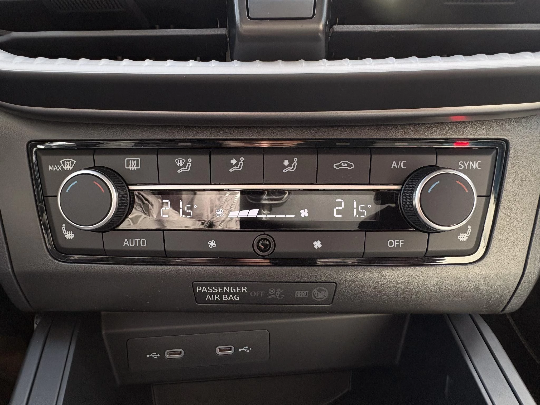 SEAT-Ibiza-image-10