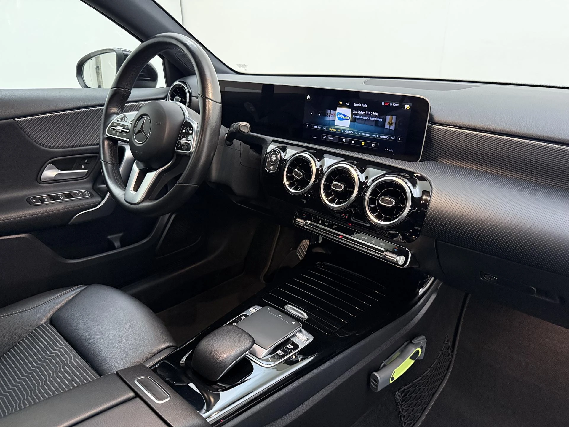 Mercedes-Benz-A-Klasse-image-10