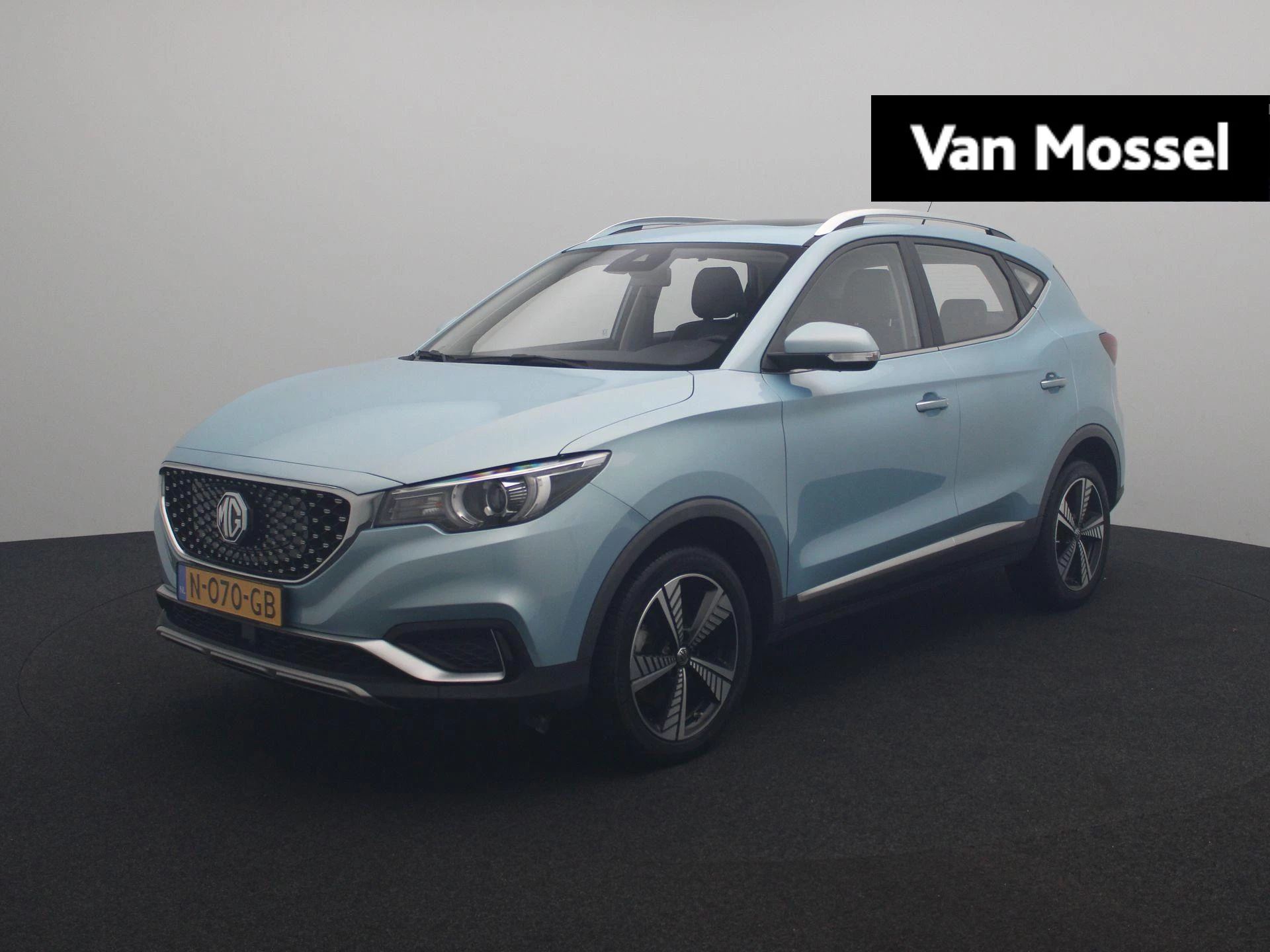 MG-ZS EV-image-0