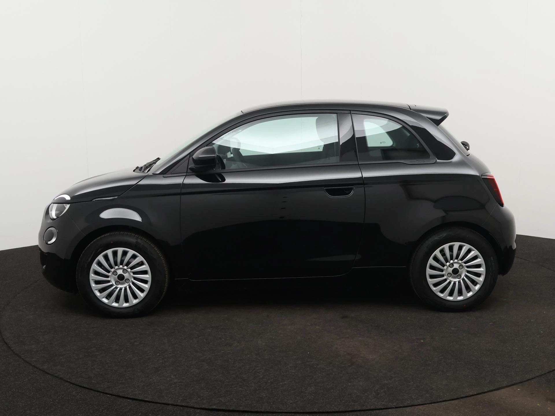 Fiat-500e-image-1