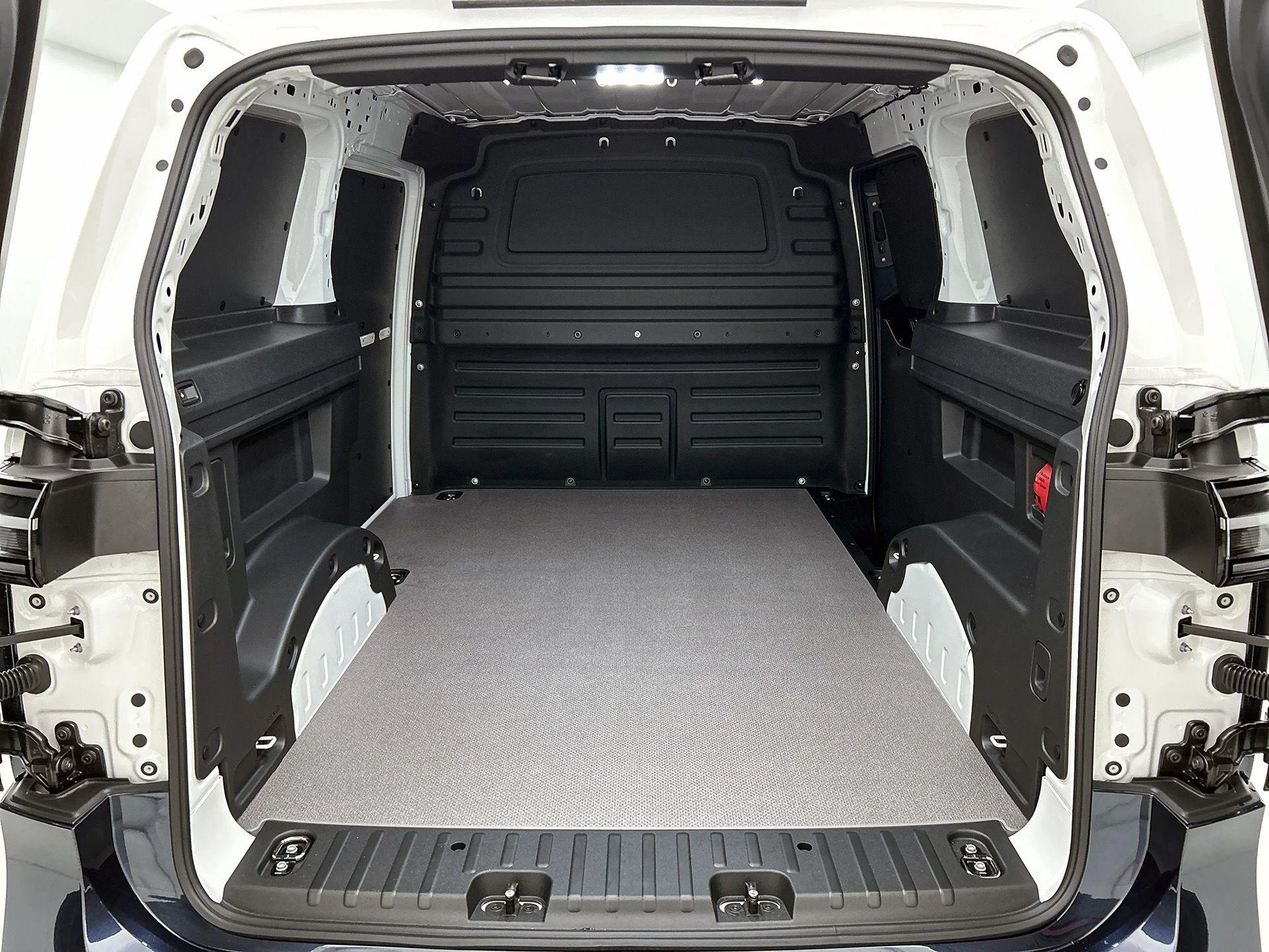 Volkswagen-ID. Buzz Cargo-image-21