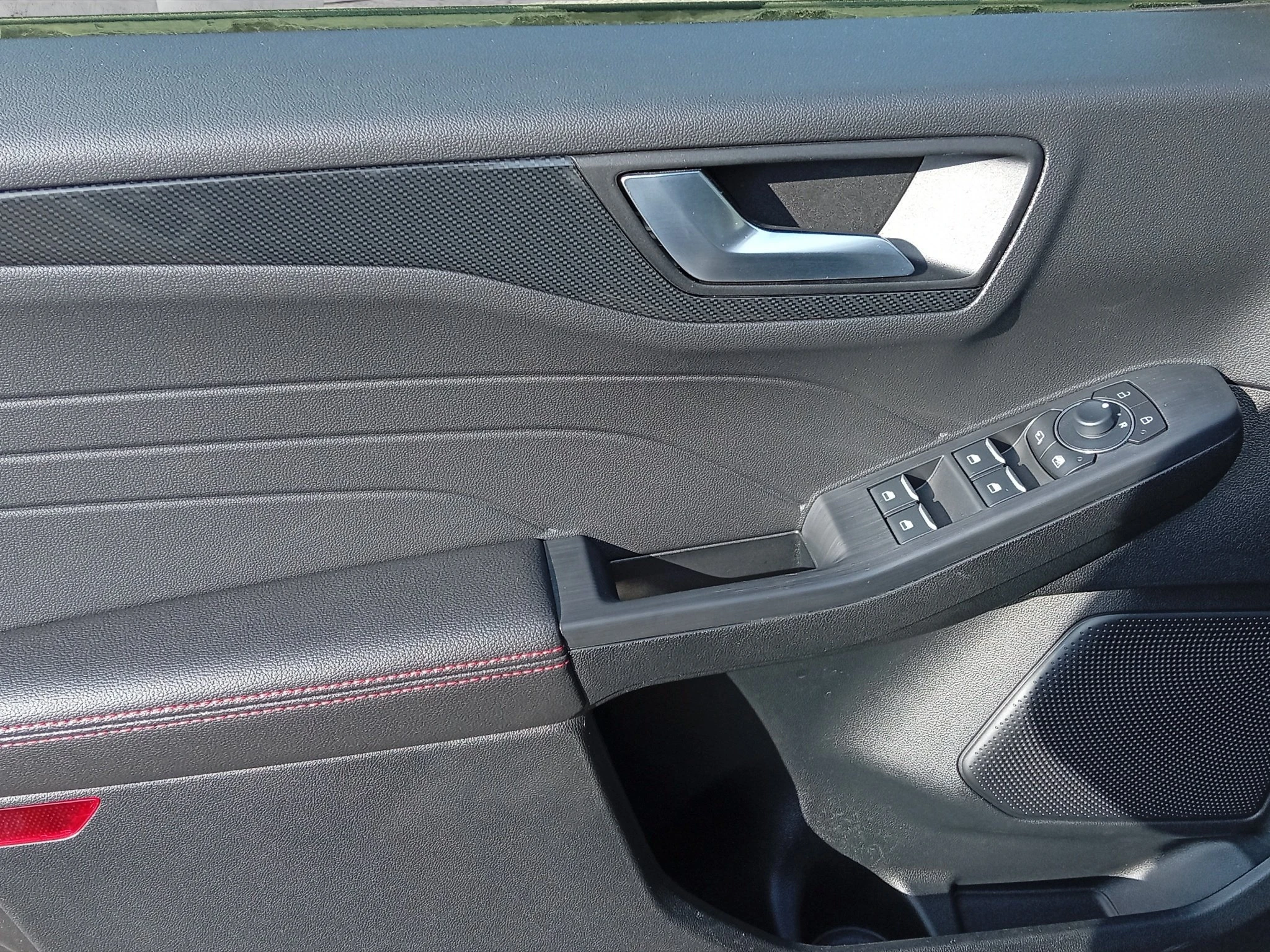 Ford-Kuga-image-16