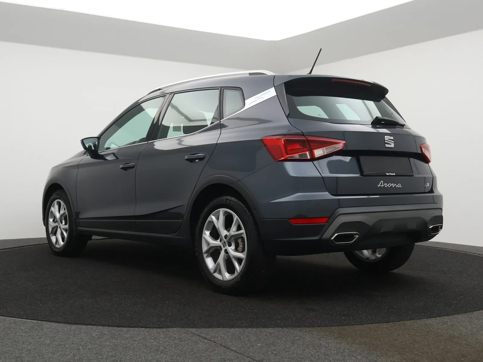 SEAT Arona Arona 1.0TSI FR Edition 110PK *AUTOMAAT*NAVI*BLTH*CRUISE*PDC*DIGITAL DASHBOARD*ZETELVERWARMING*...