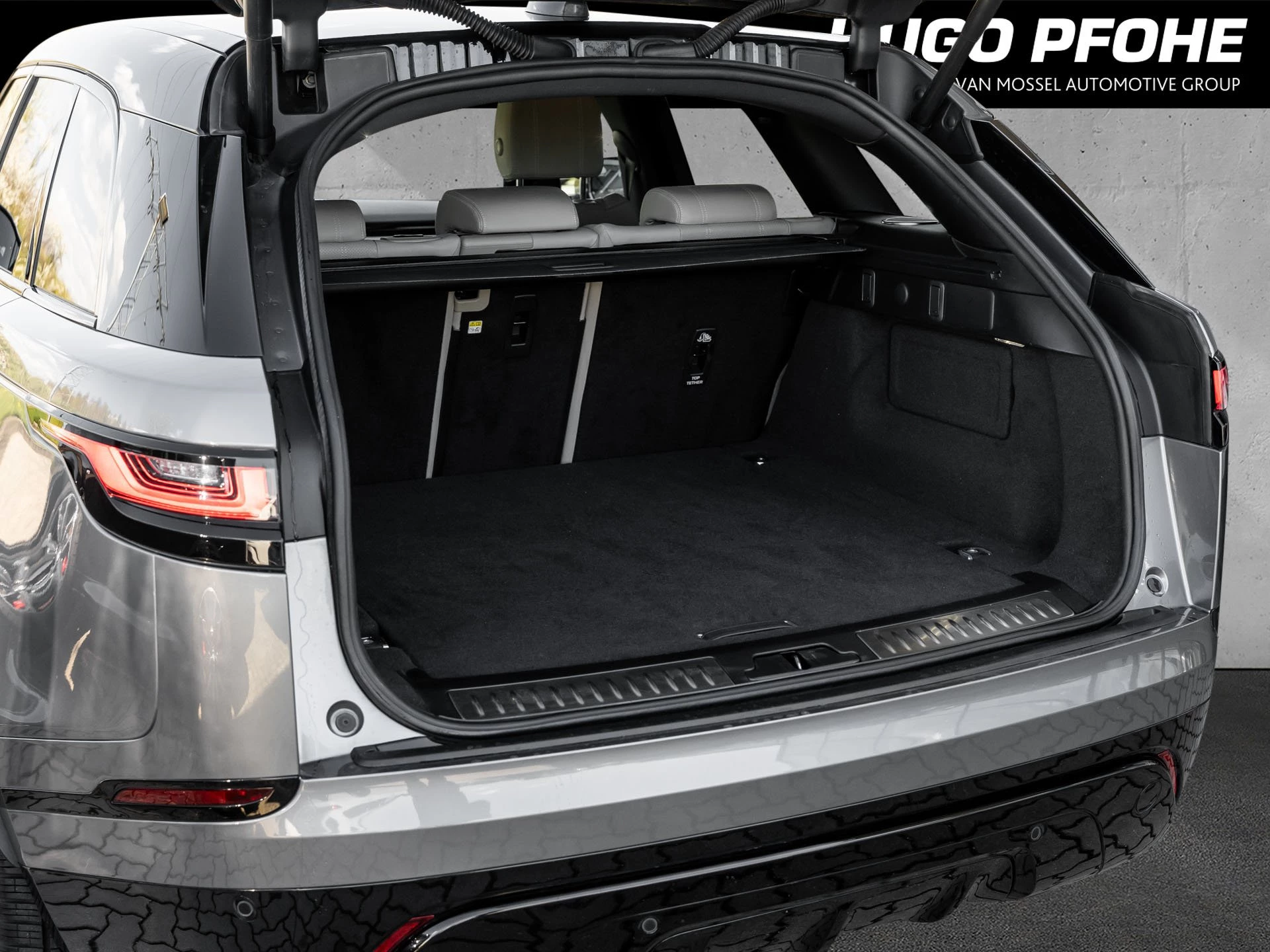 Land Rover-Range Rover Velar-image-10