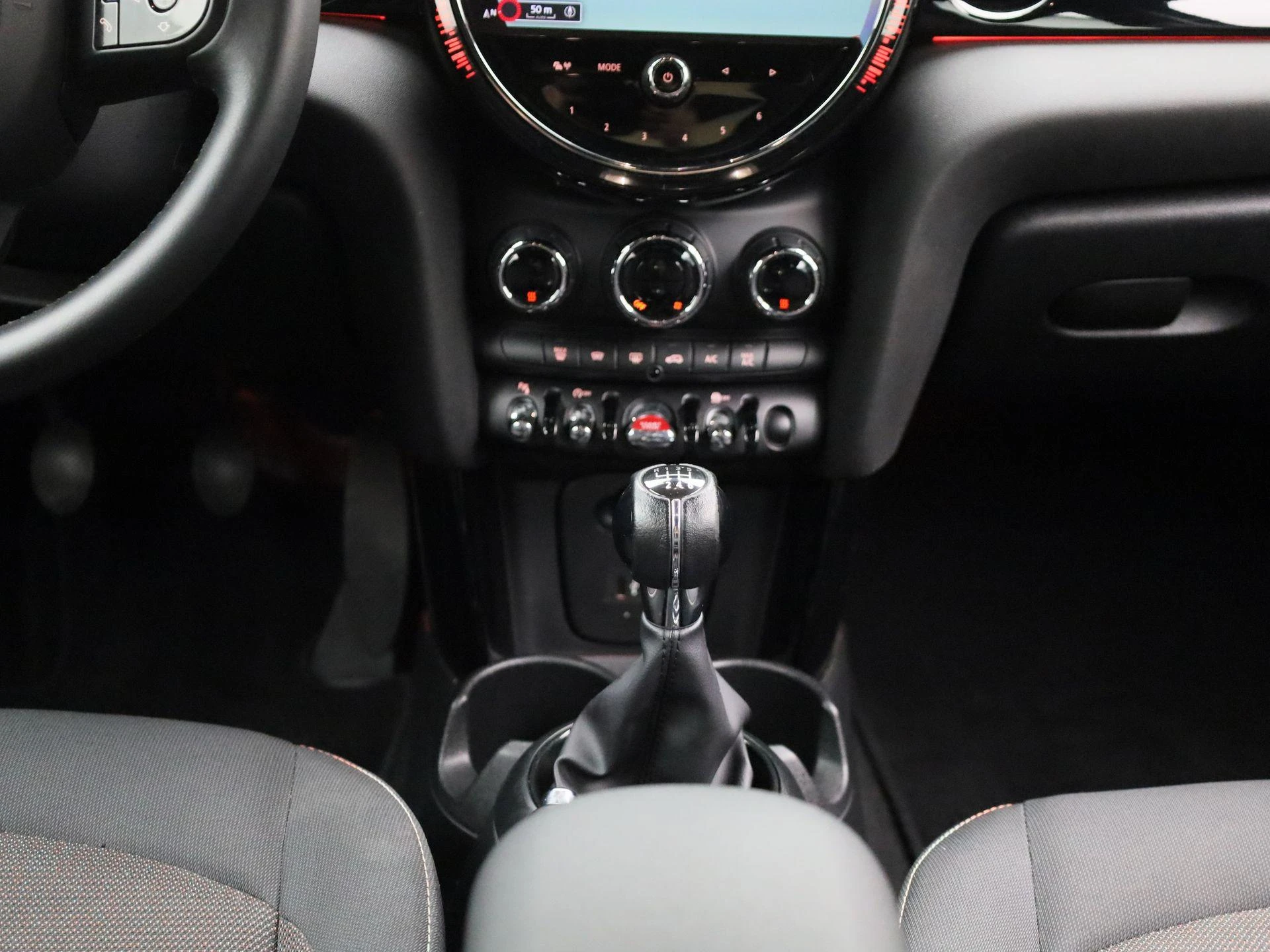 MINI-Cooper-image-8