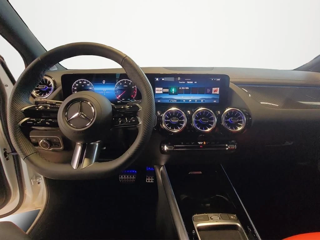 Mercedes-Benz-B-Klasse 220-image-15