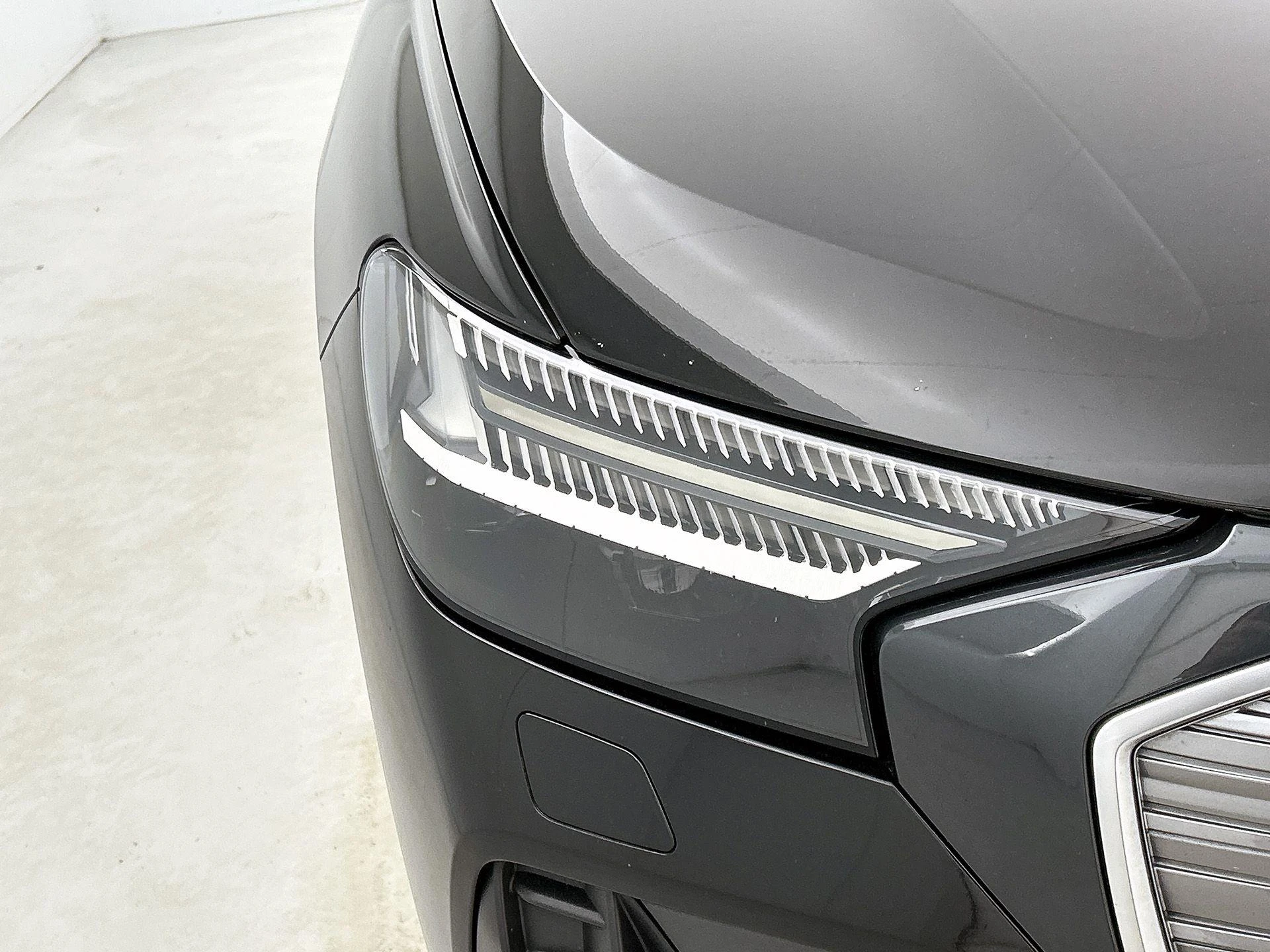 Audi-Q4 e-tron-image-13