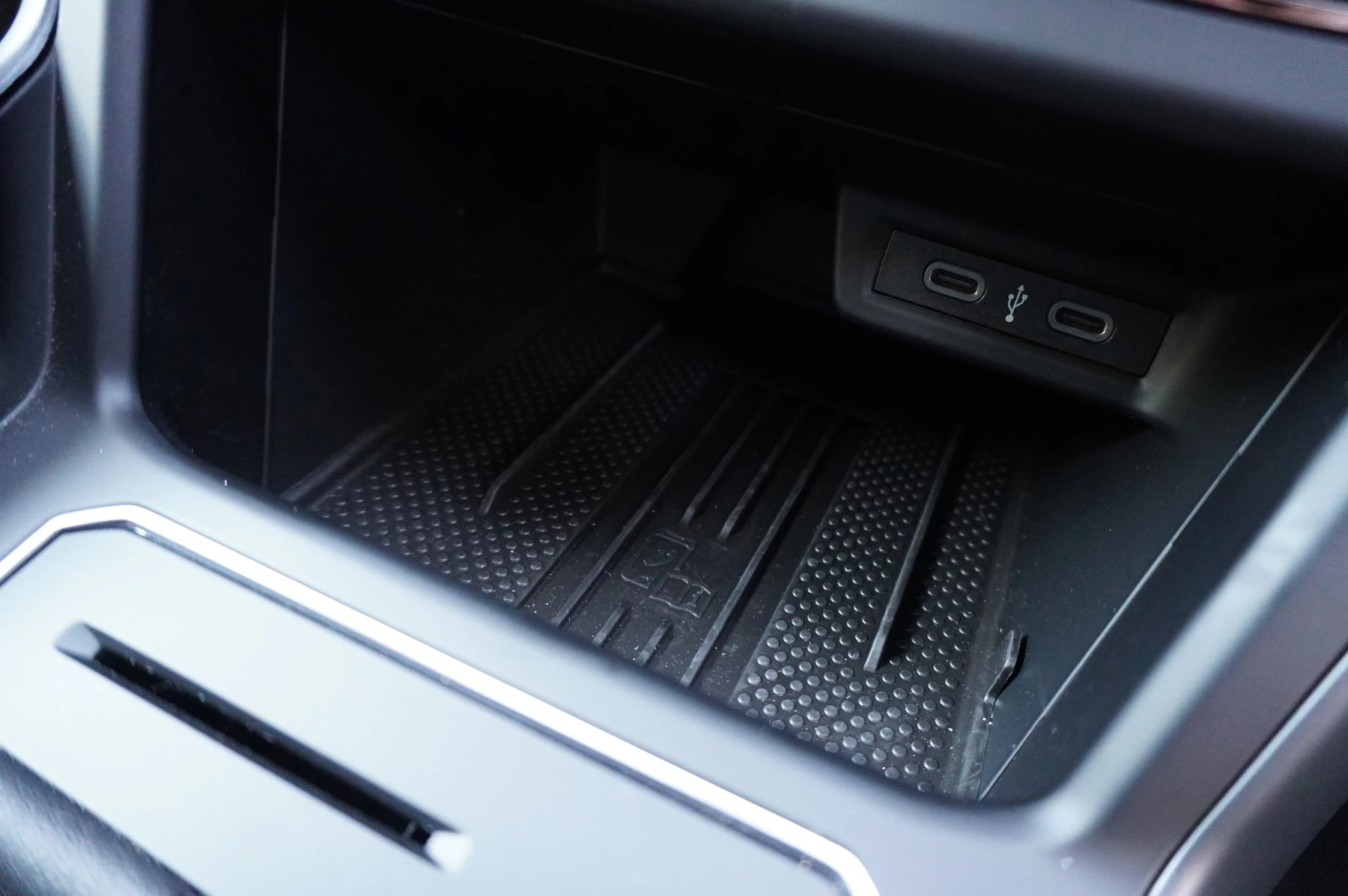 Volkswagen-Polo-image-39