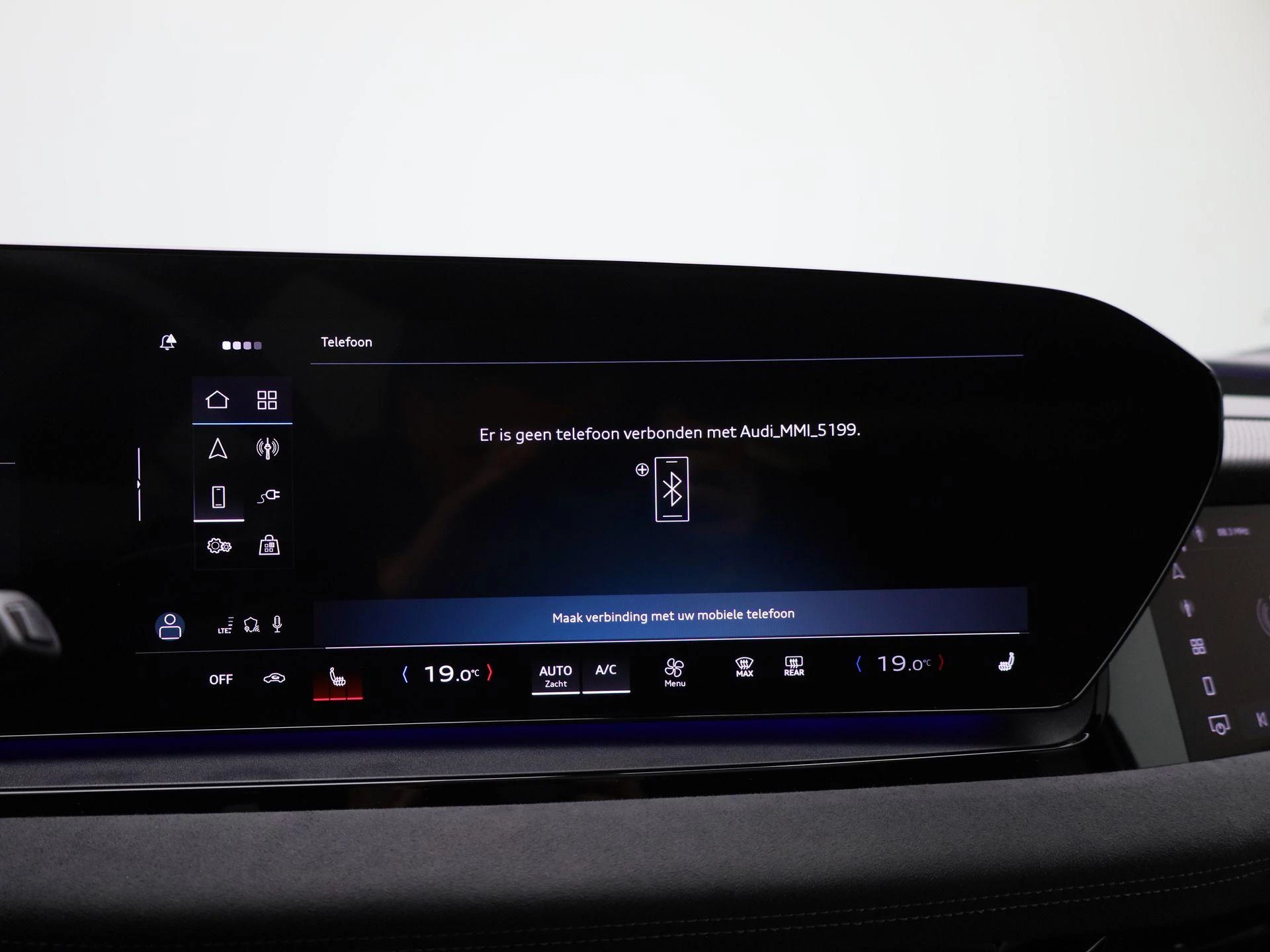 Audi-Q6 e-tron-image-22