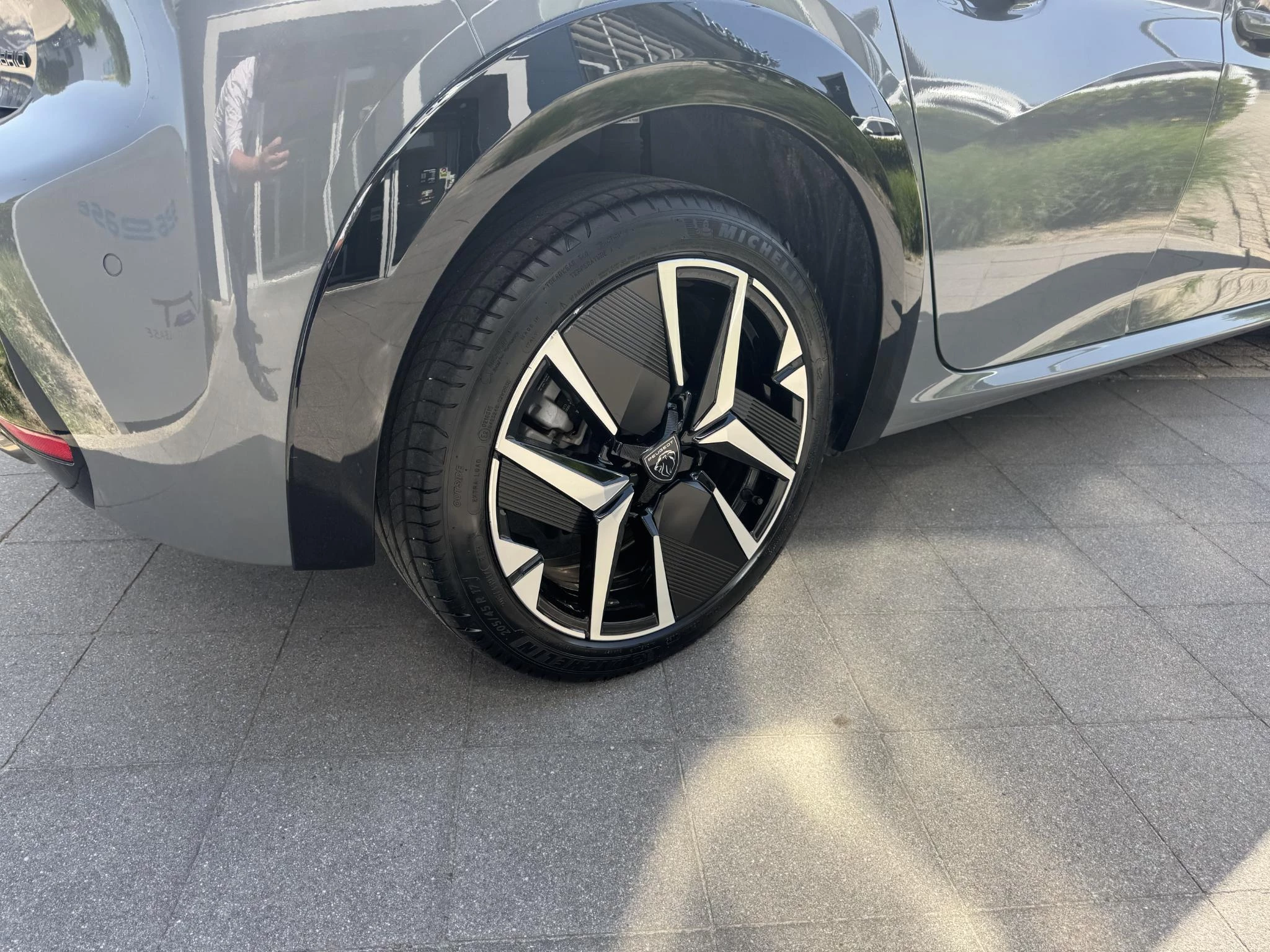 Peugeot-208-image-11