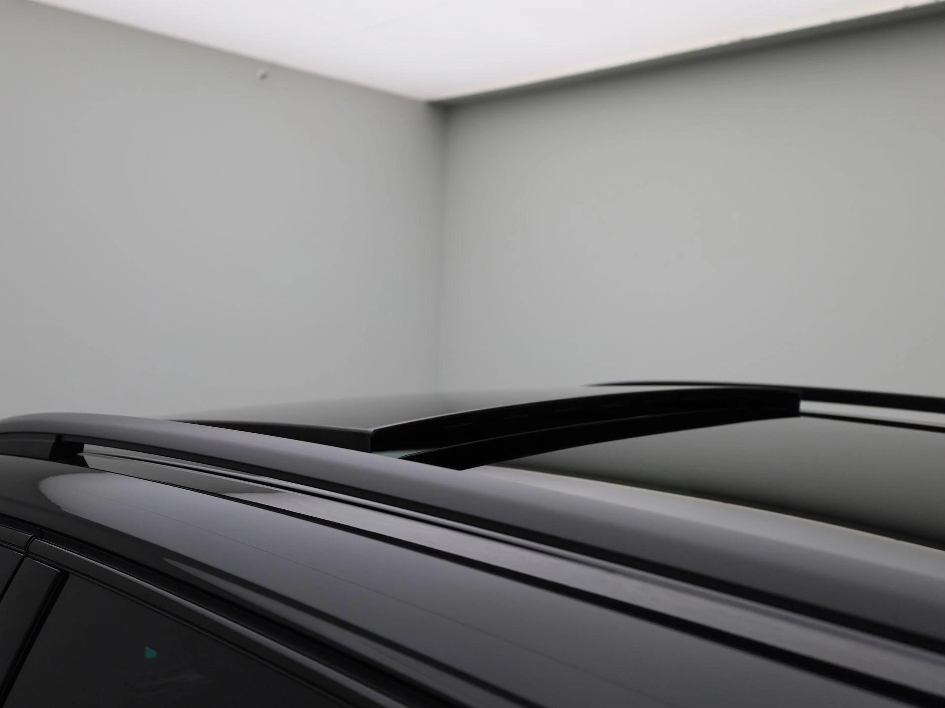 Volkswagen-Tiguan-image-49