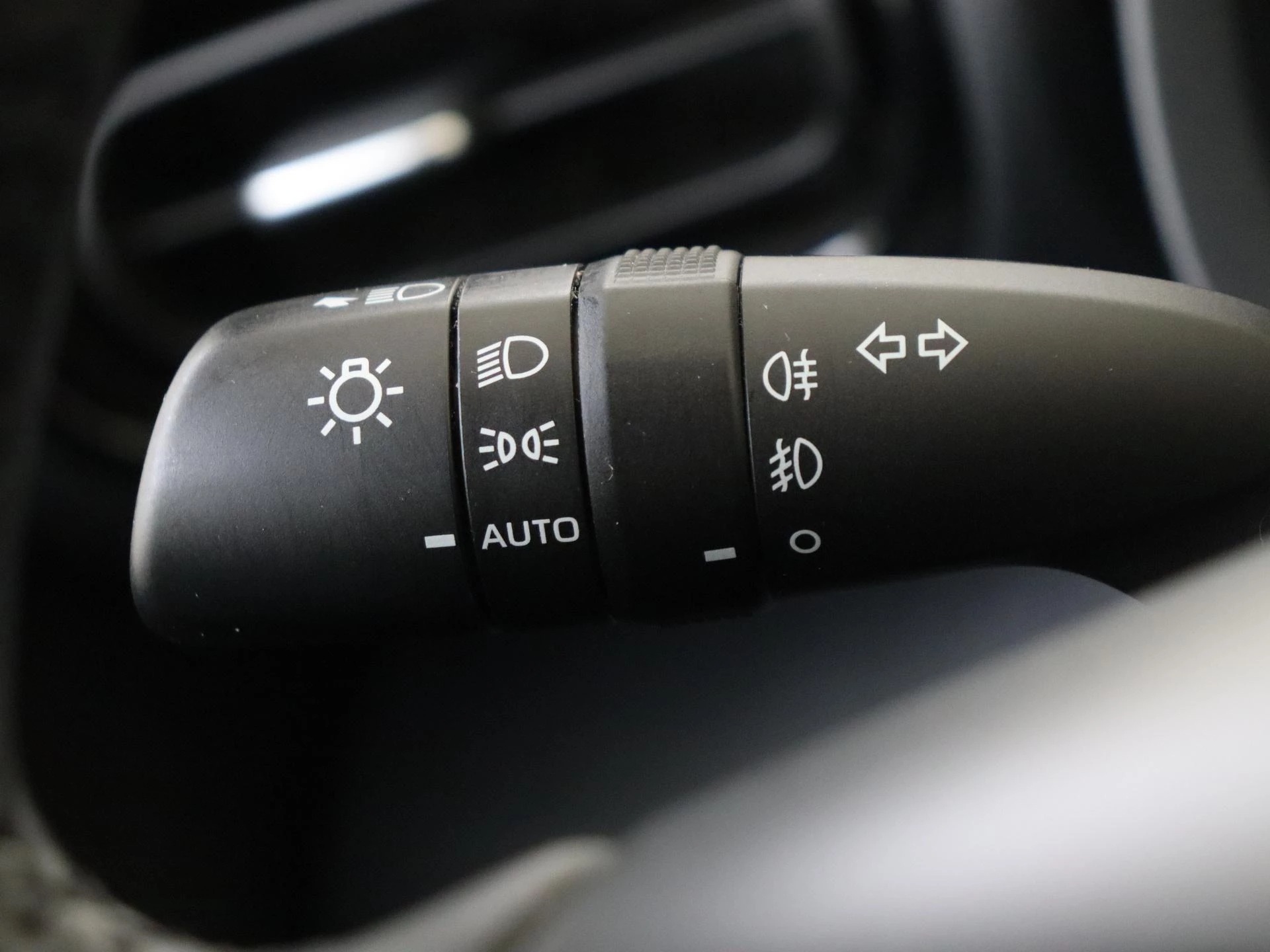 Toyota-Yaris-image-21