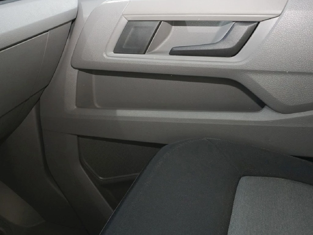 Volkswagen Crafter Kasten 2.0TDI lang Hochdach RearView
